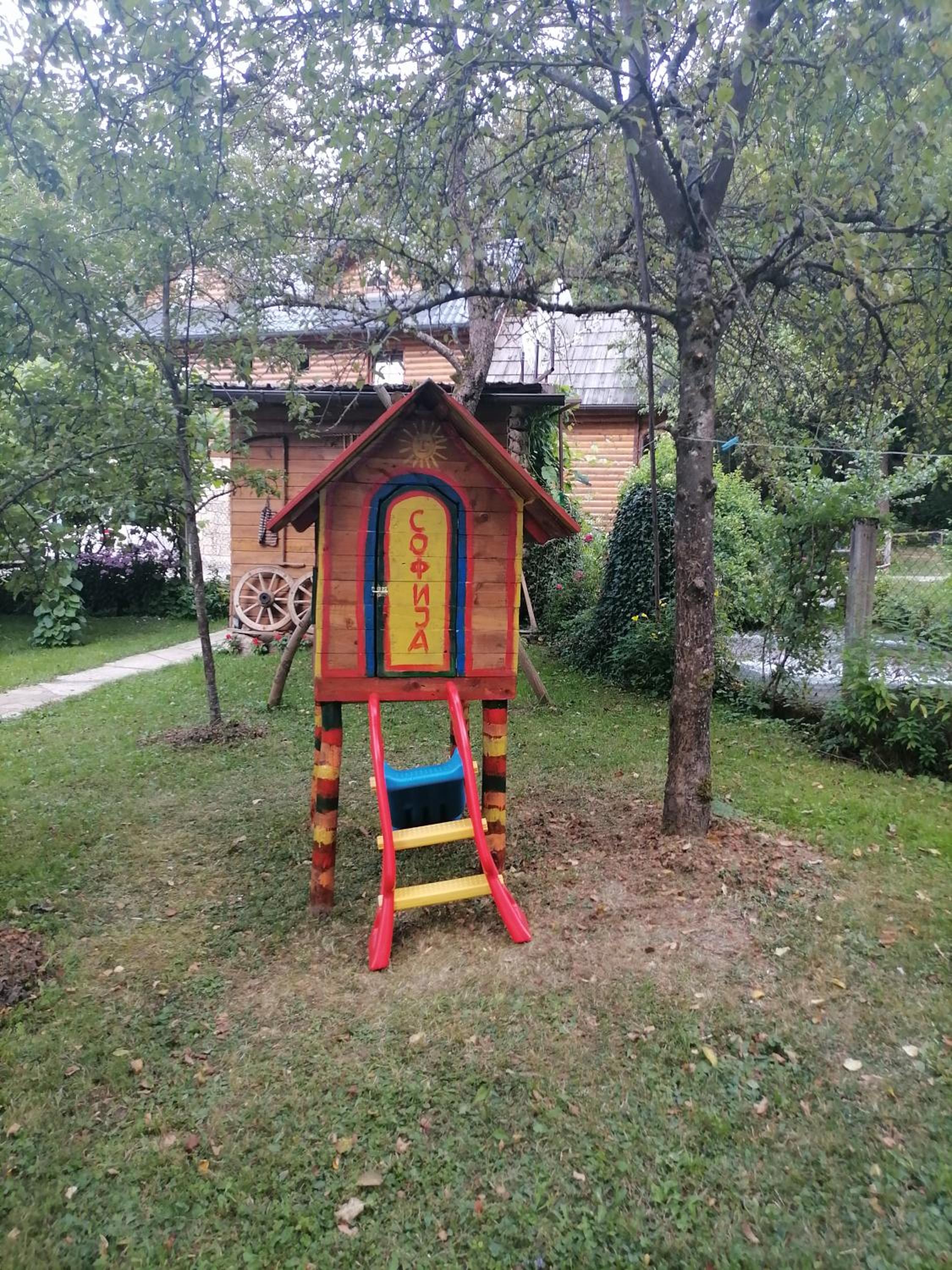 Photo 71