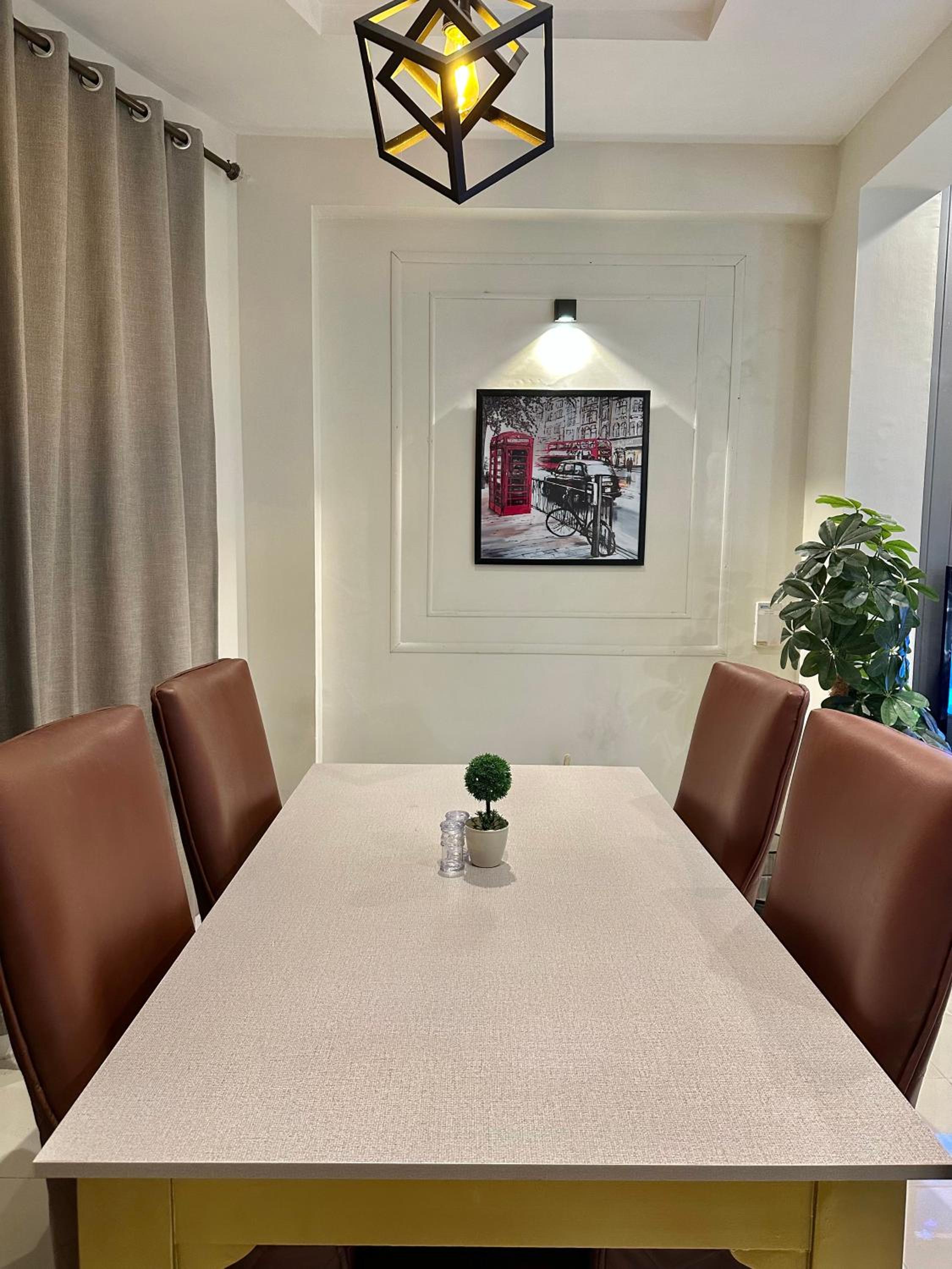 Freddy's Executive Apartments