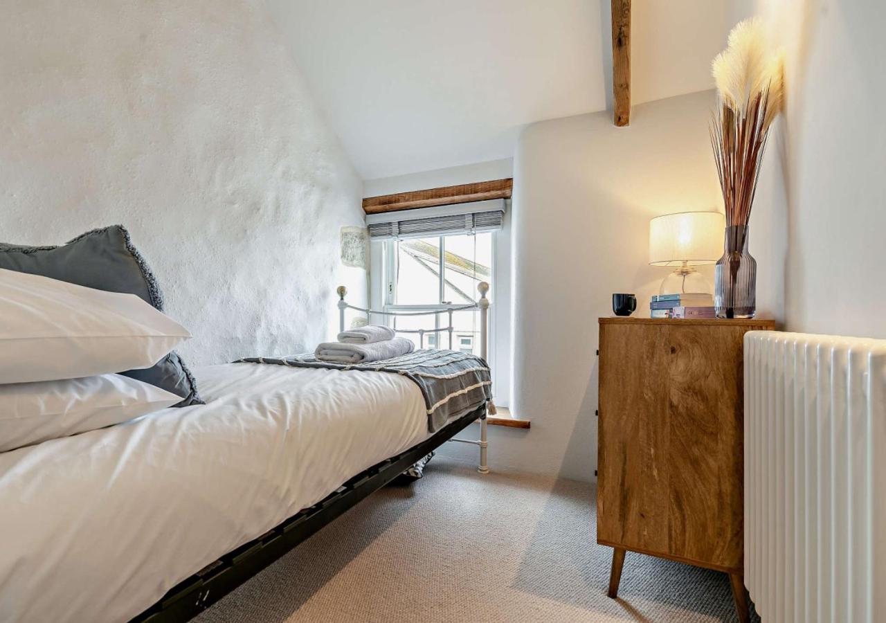 2 Bed in Porthleven oc-nights