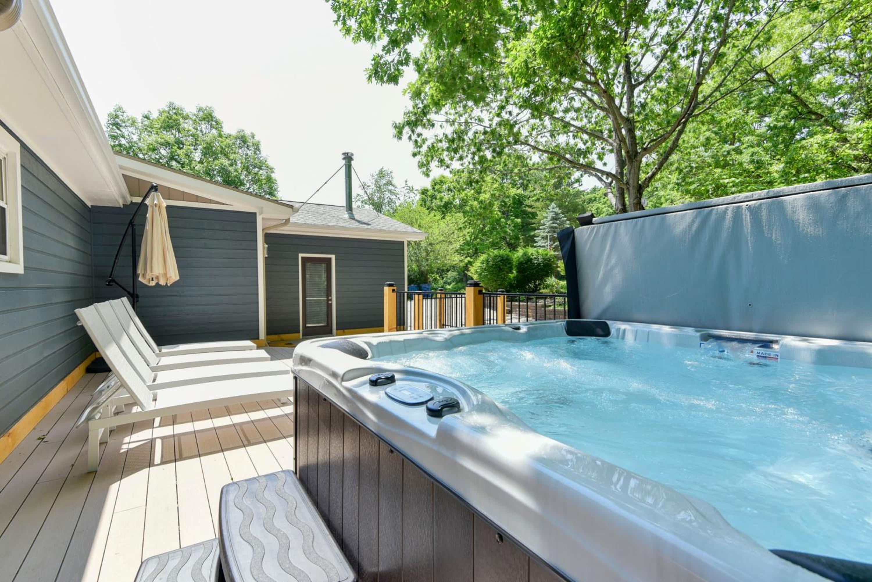 Large, private home mins to Silver Dollar City! - Property Image 19