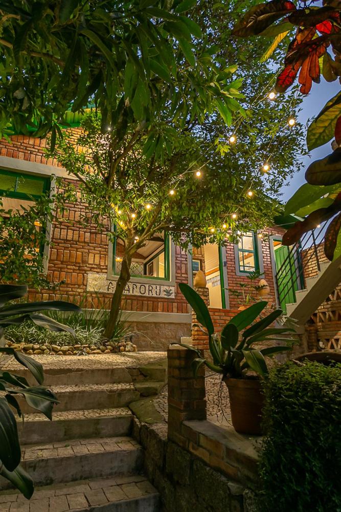Abaporu Art Hostel