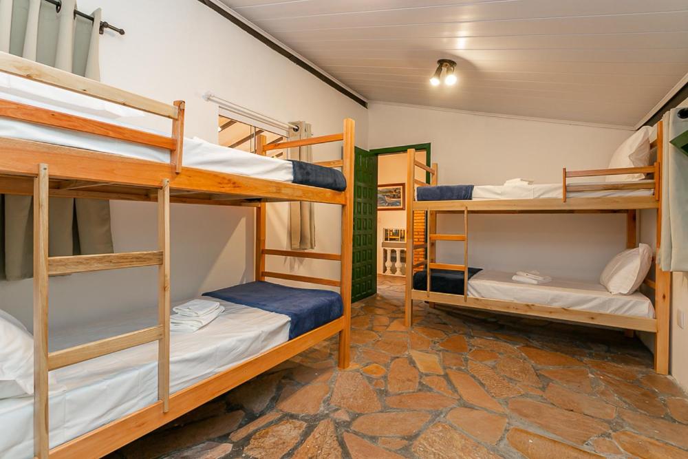 Abaporu Art Hostel