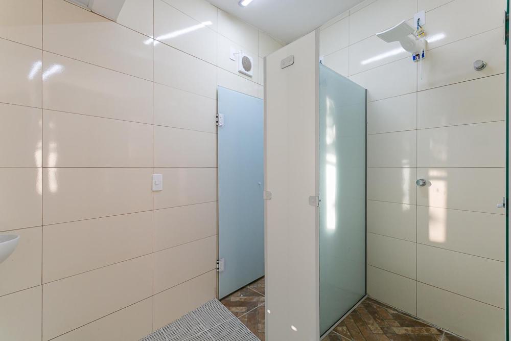 Abaporu Art Hostel