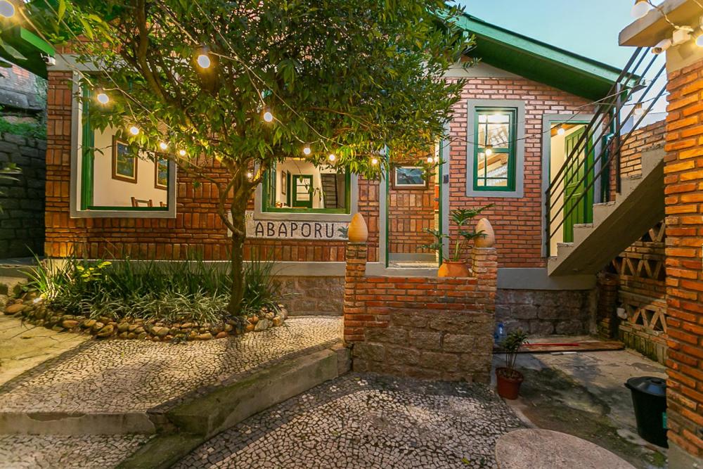 Abaporu Art Hostel