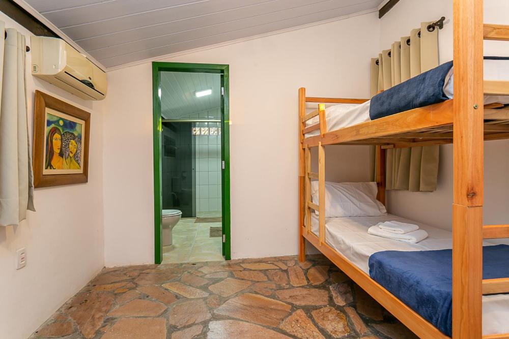 Abaporu Art Hostel