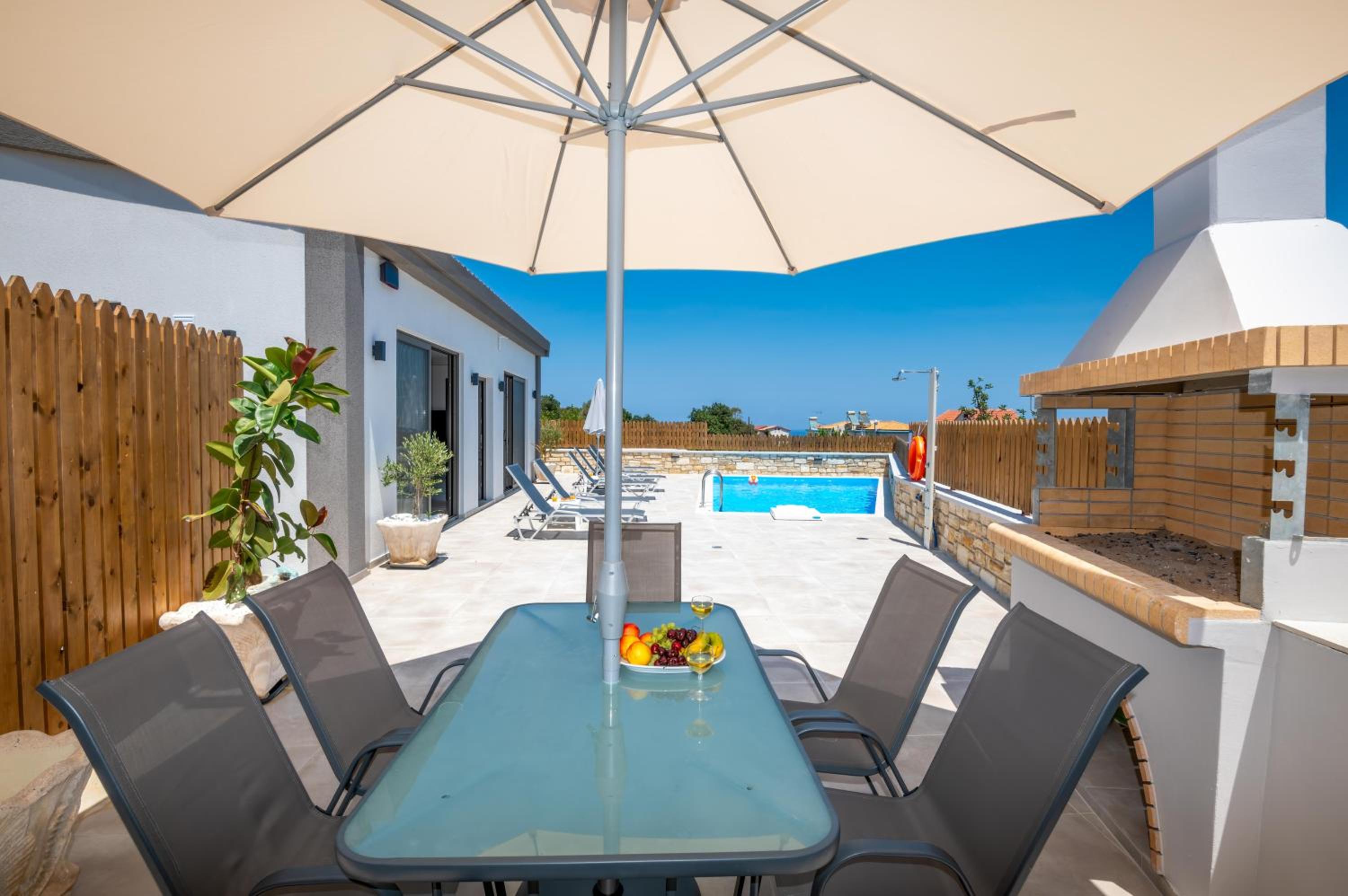 Halaro Villa