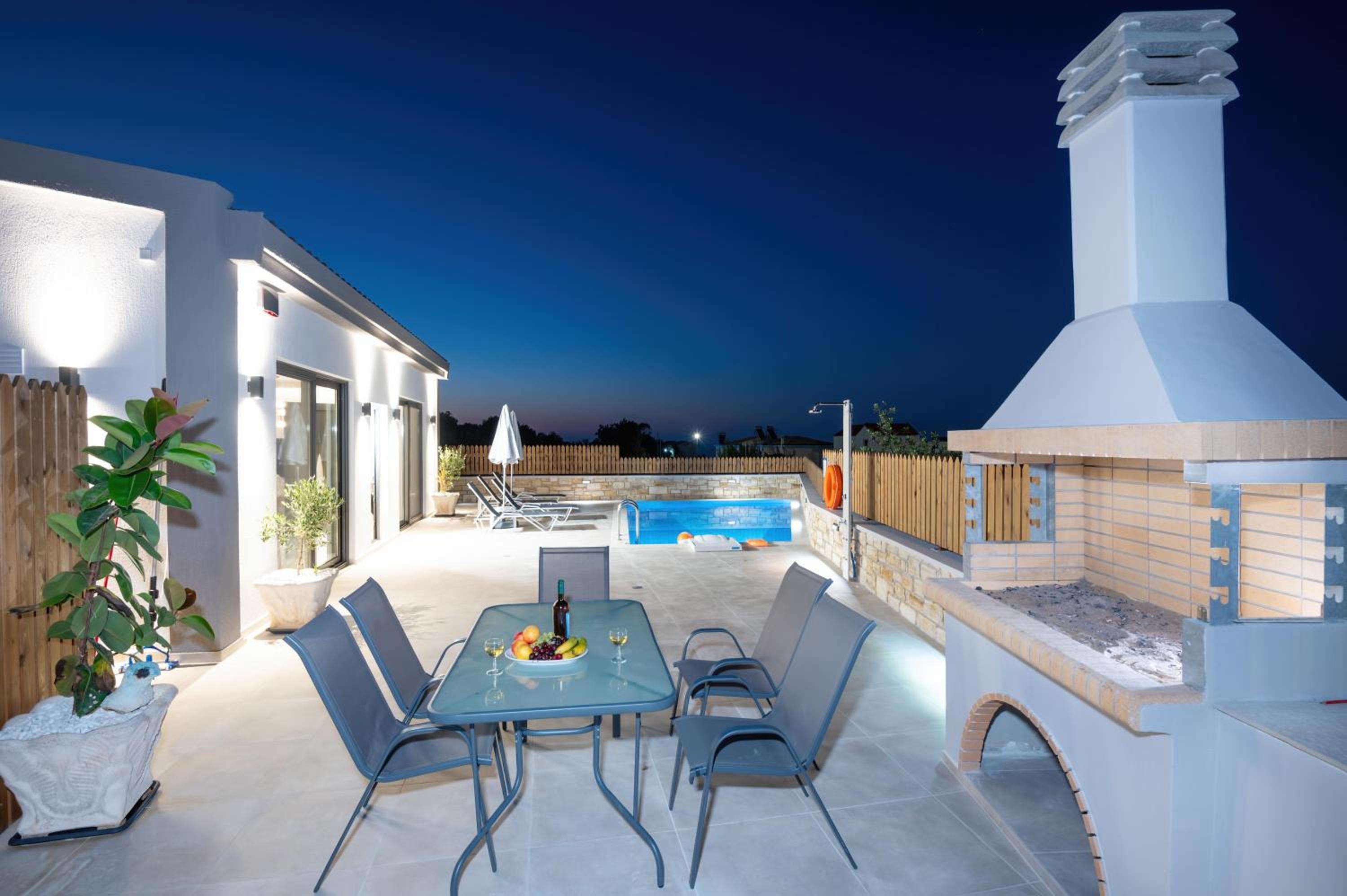 Halaro Villa