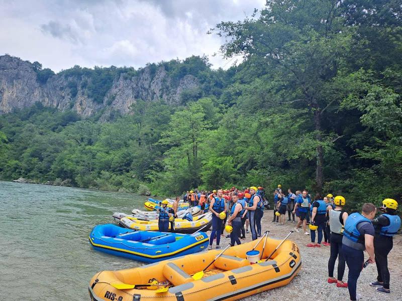 Hostel Raft Neretva