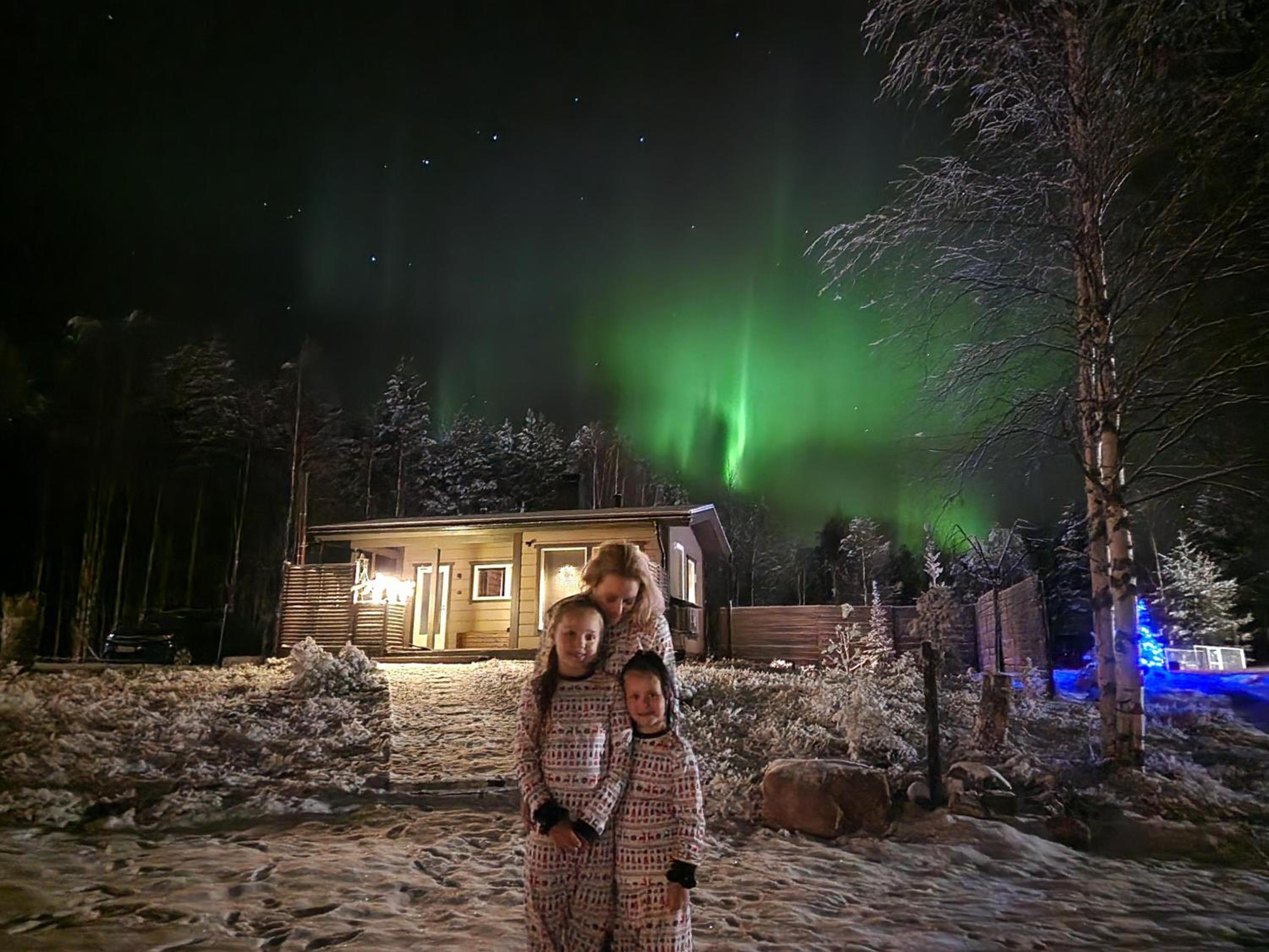 Luxury Aurora glass Igloo, hot tub & sauna cottage view 3
