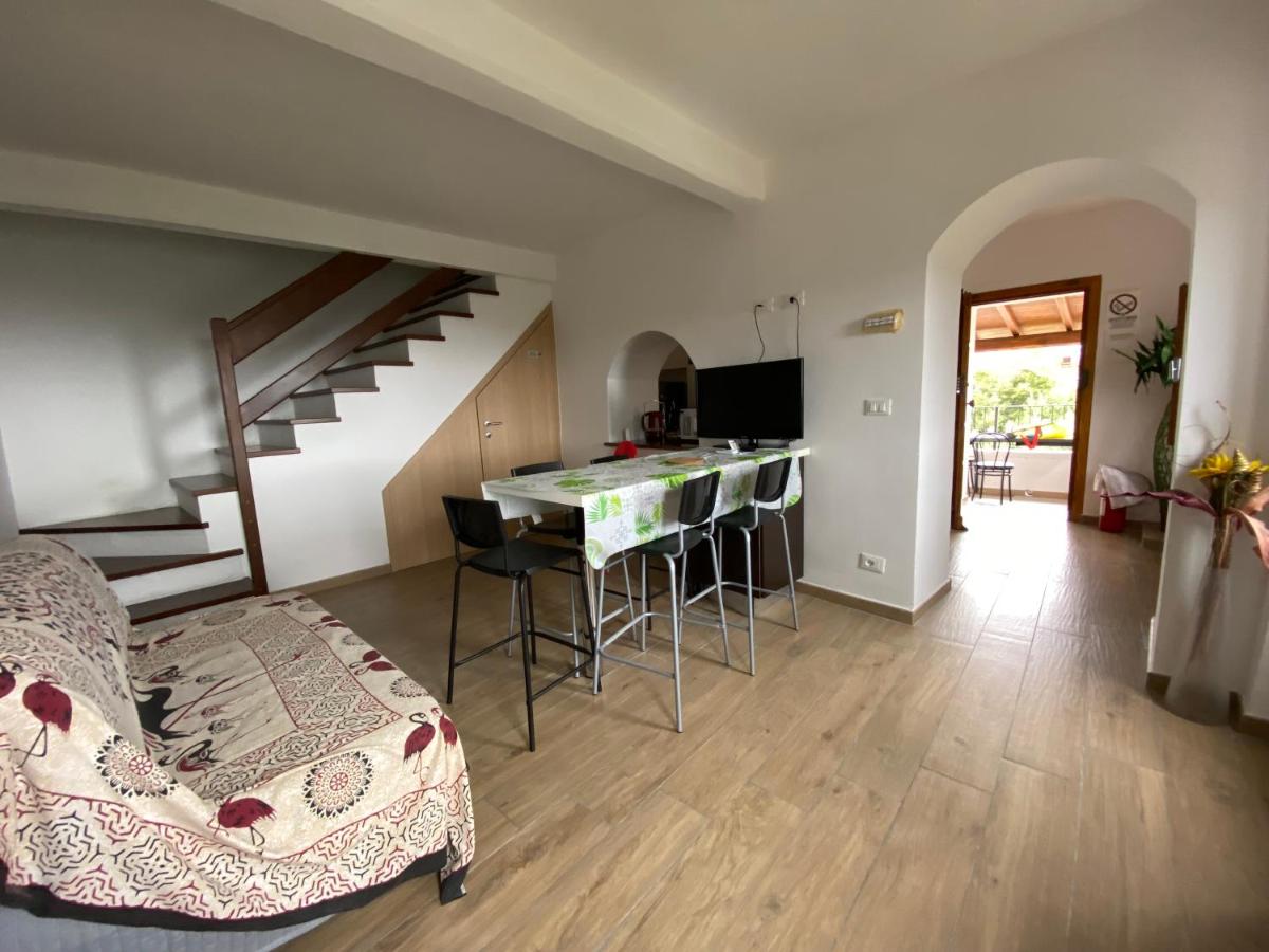 Casa indipendente su due livelli in Liguria-vista mare 6-7 Posti photo 5