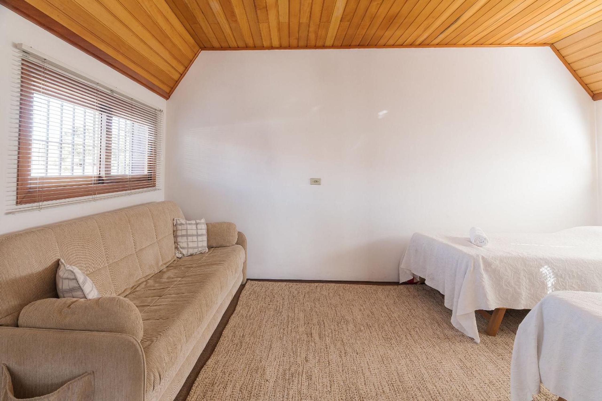 Large house w/fireplace in Campos do Jordão RAS175