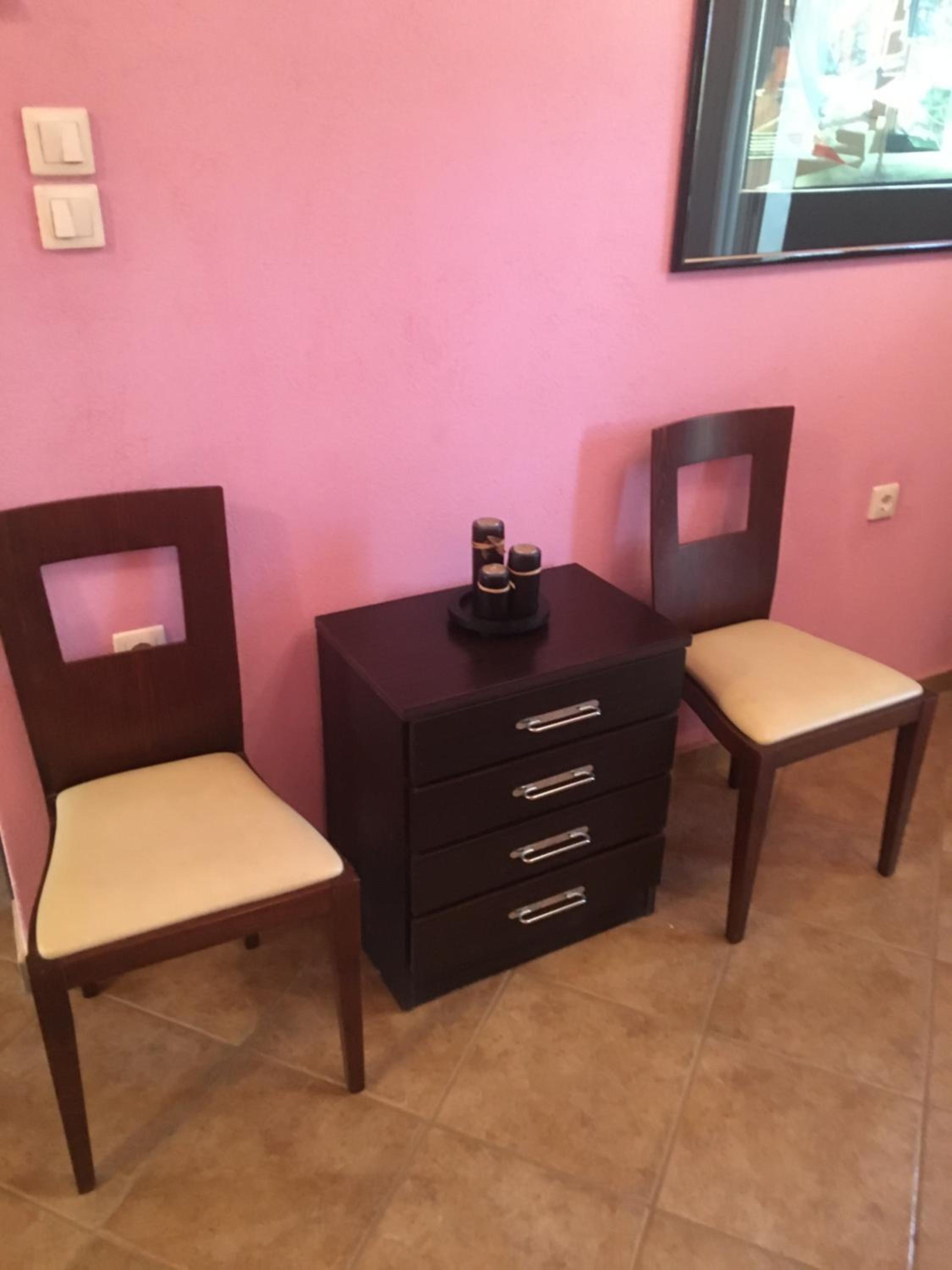 SPIROS APARTMENTS