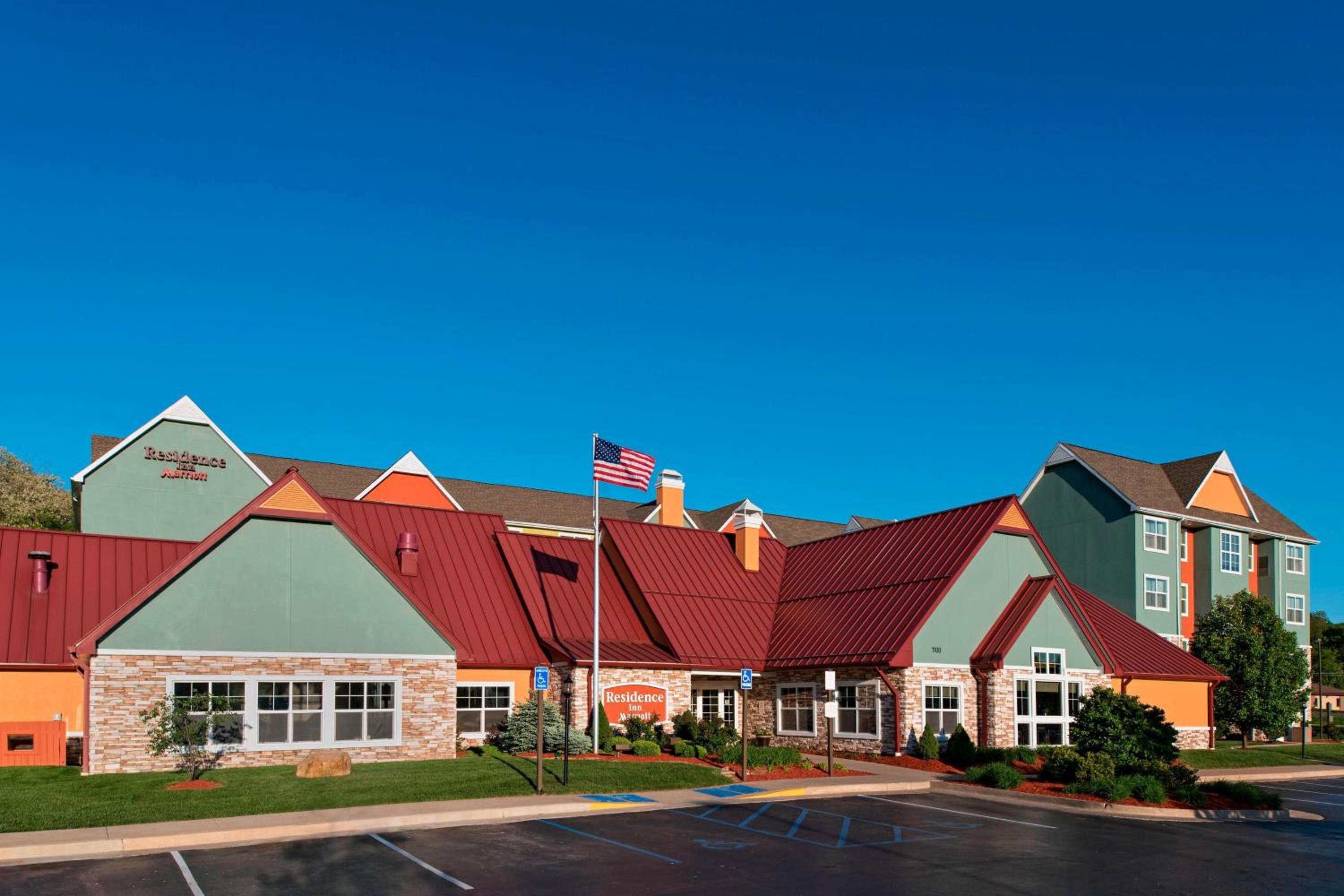 Columbia Vacations - Residence Inn Columbia - Property Image 1