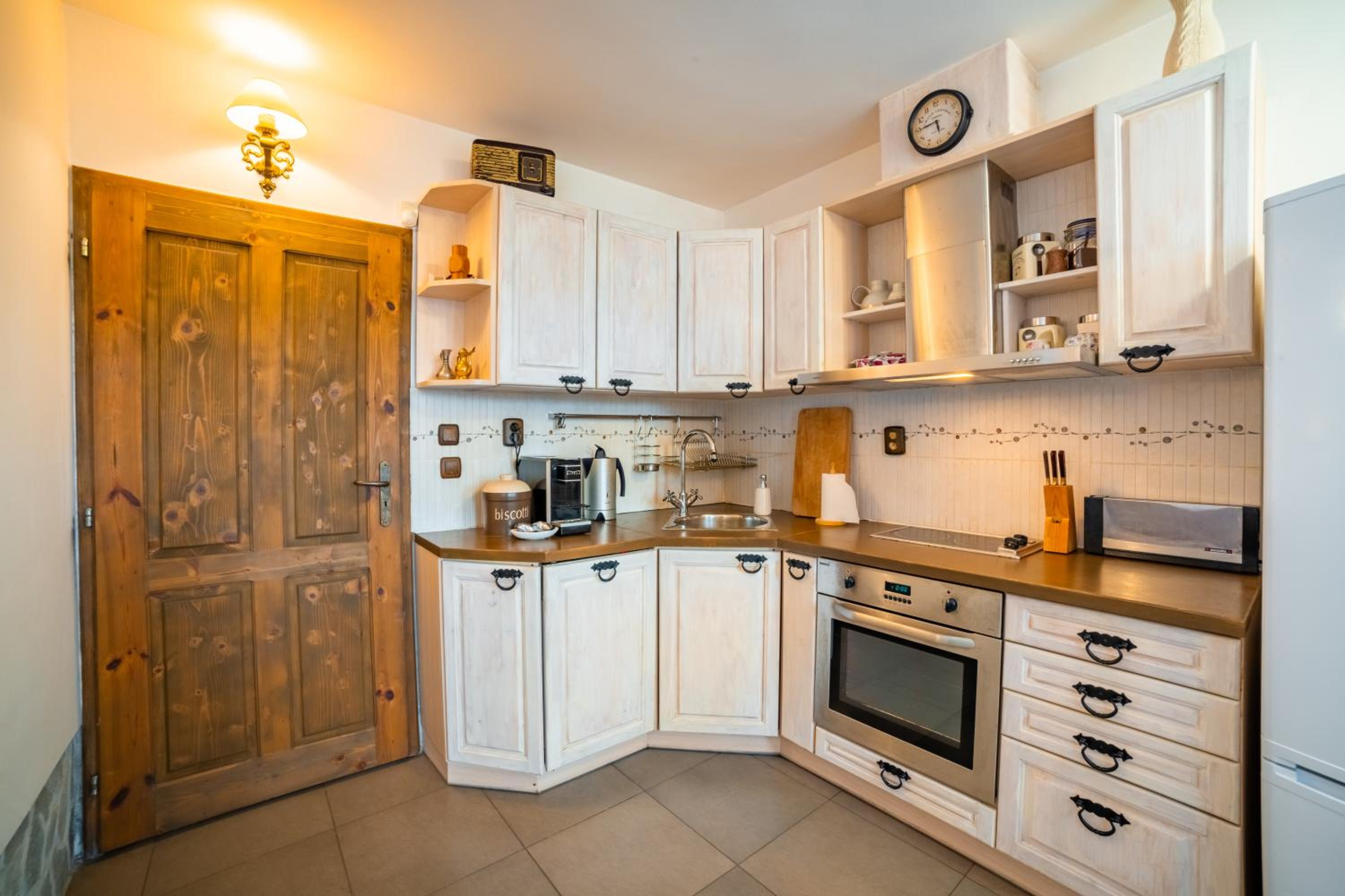 Four Riders Guest House