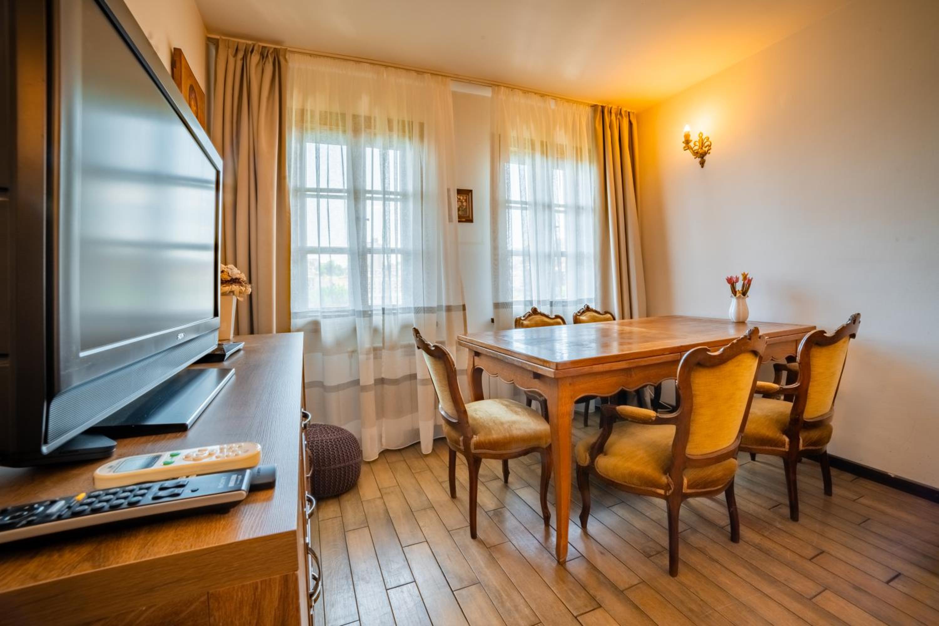 Four Riders Guest House