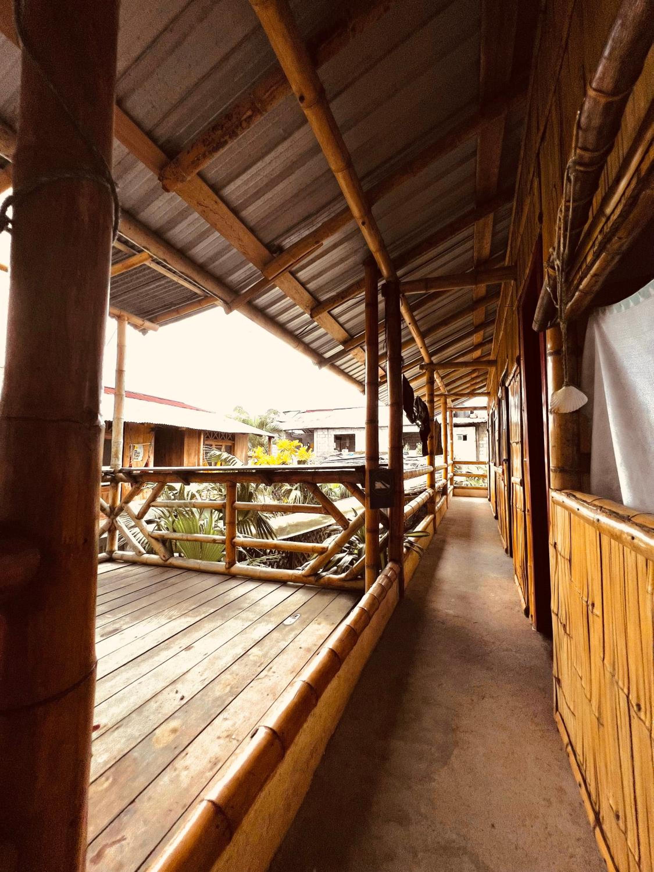 Onda Hostel Mompiche