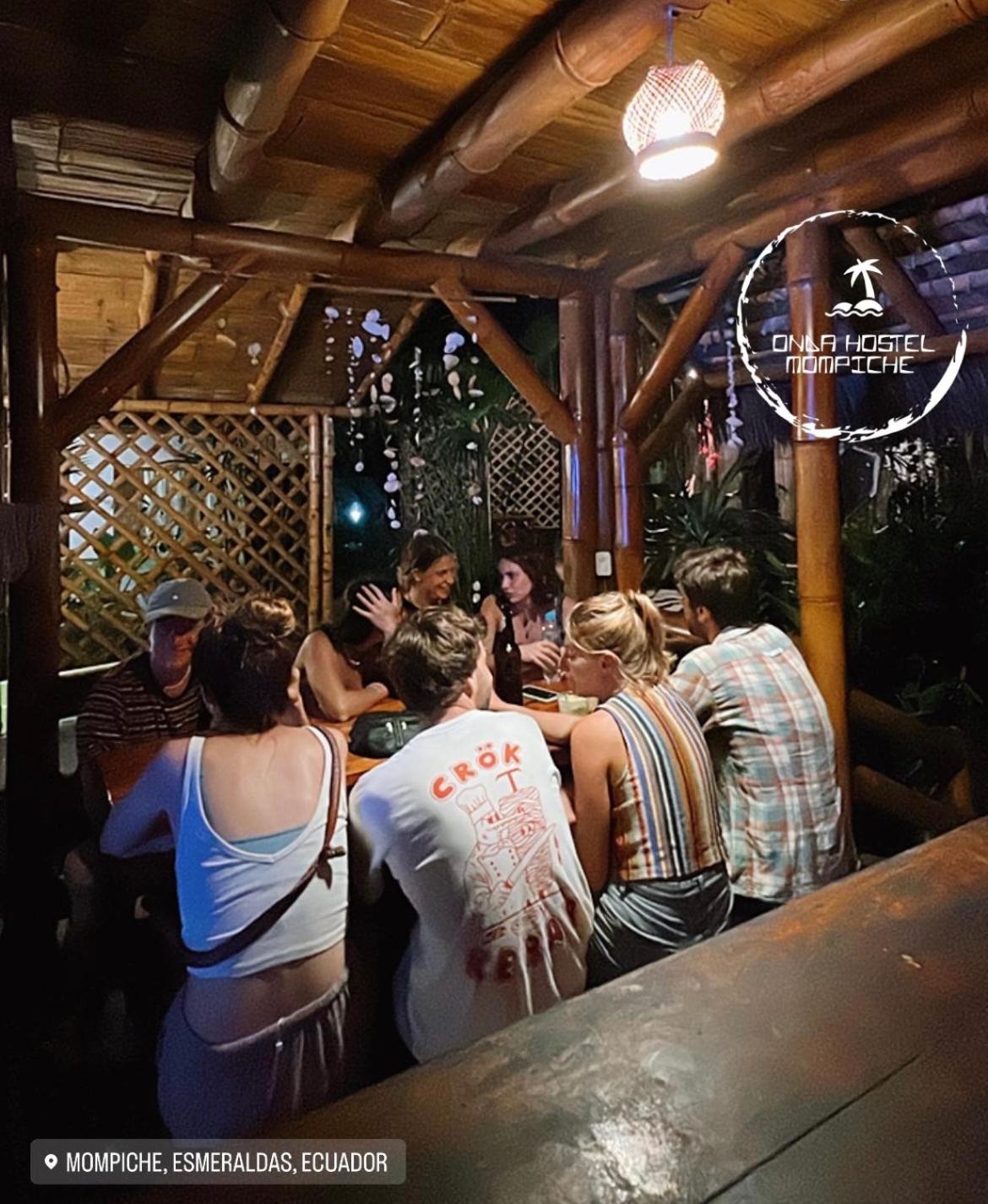 Onda Hostel Mompiche