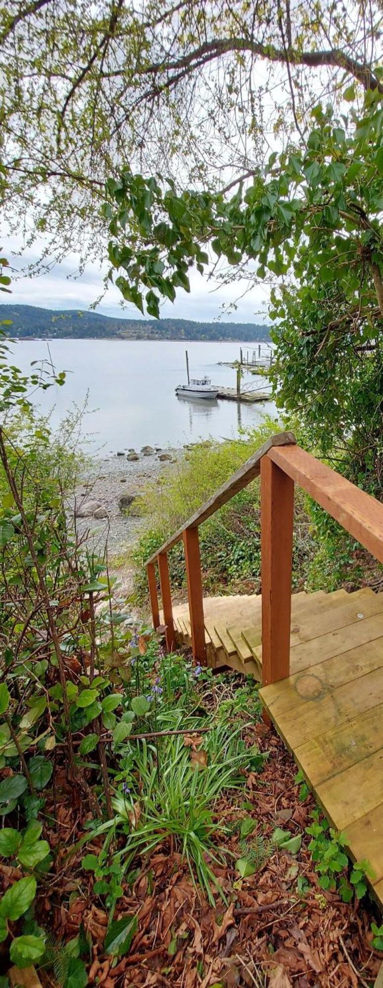 Sooke Harbour Cottage
