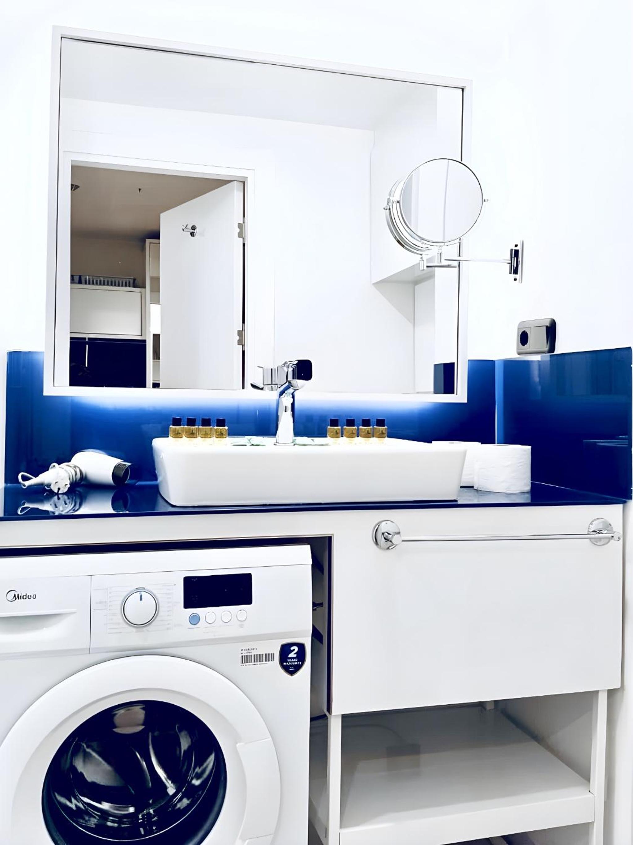 Blue Side Orbi City