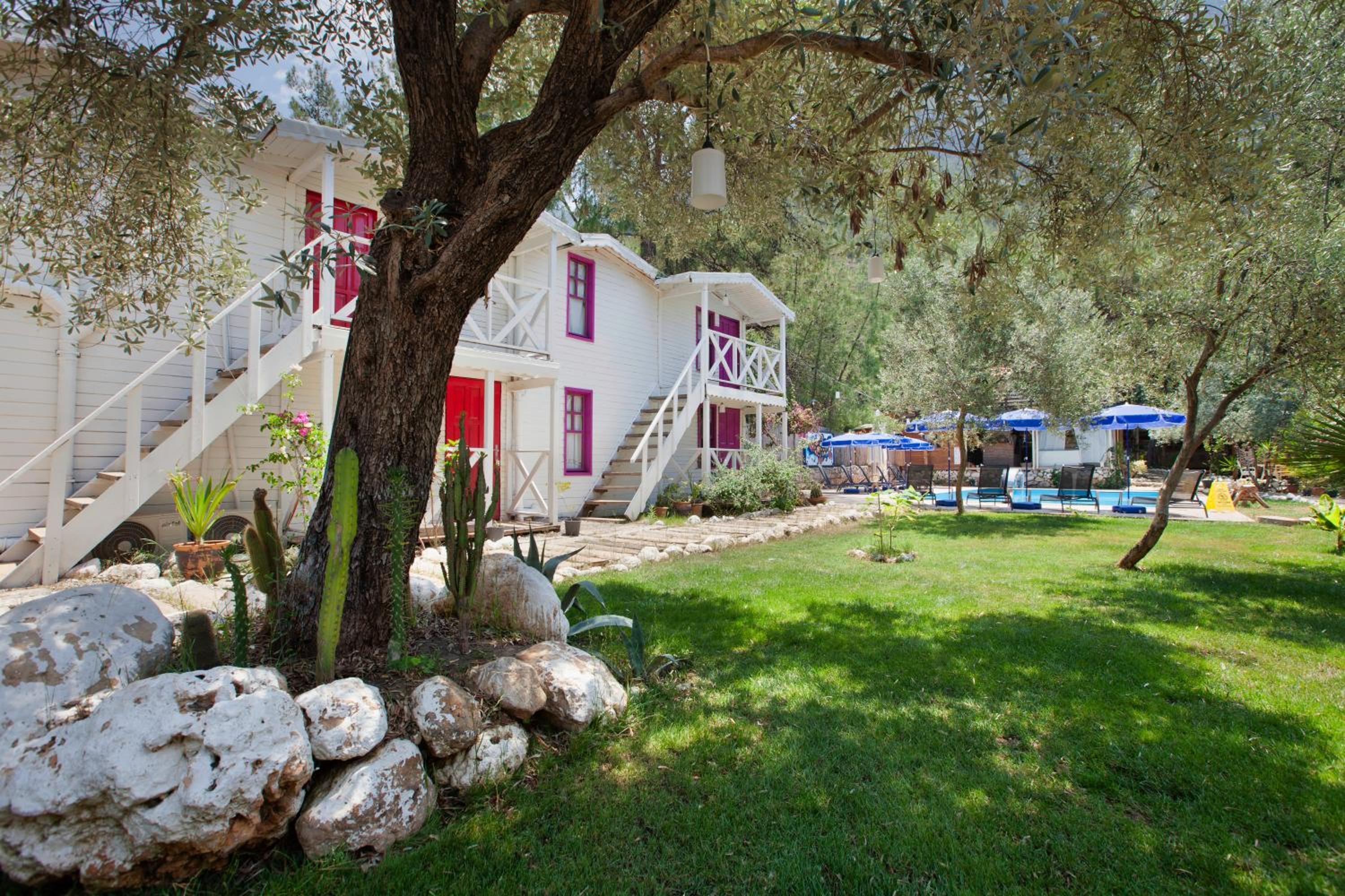 Chakra Beach Kabak