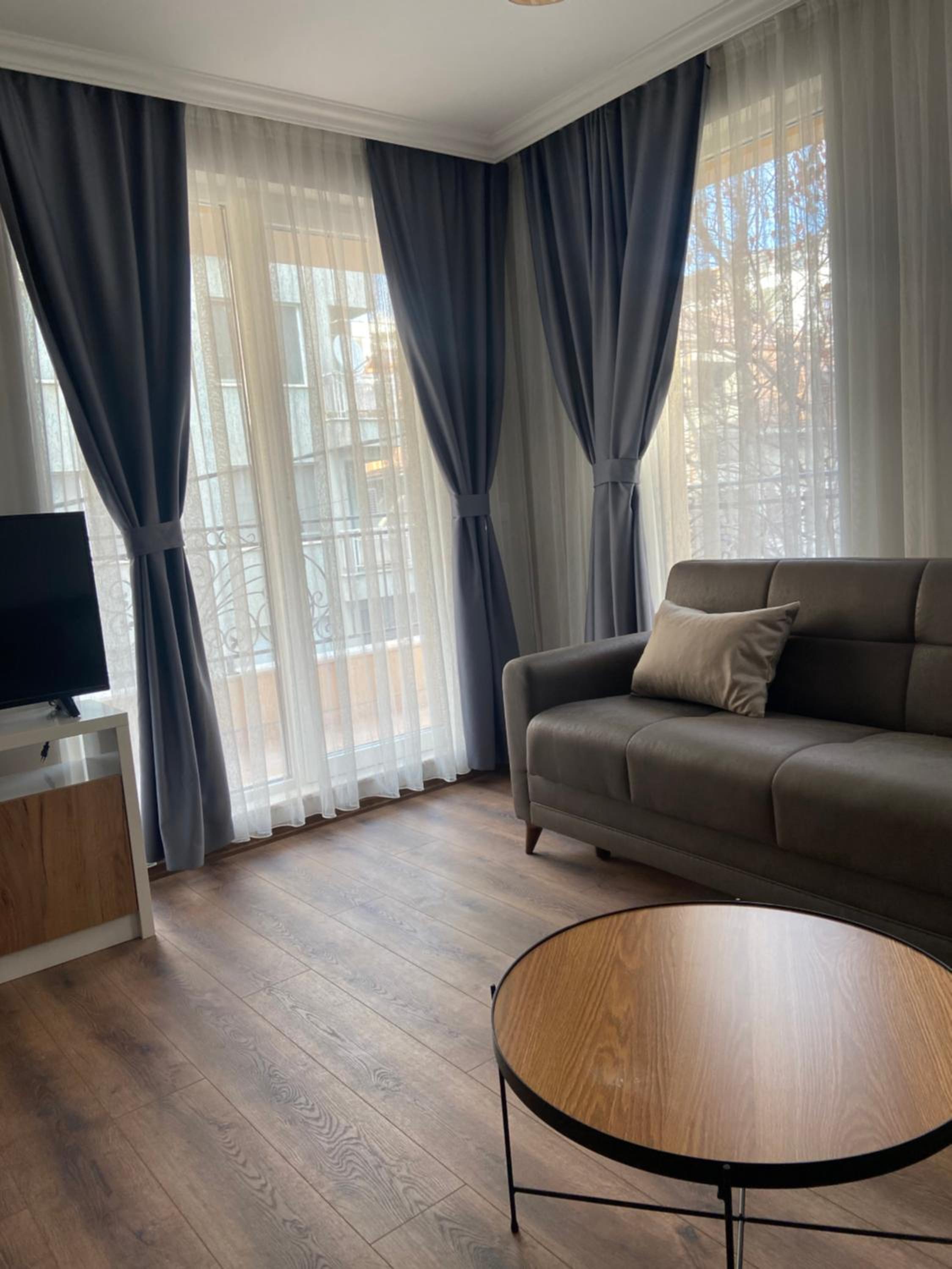 M&M Center Apartment with free parking