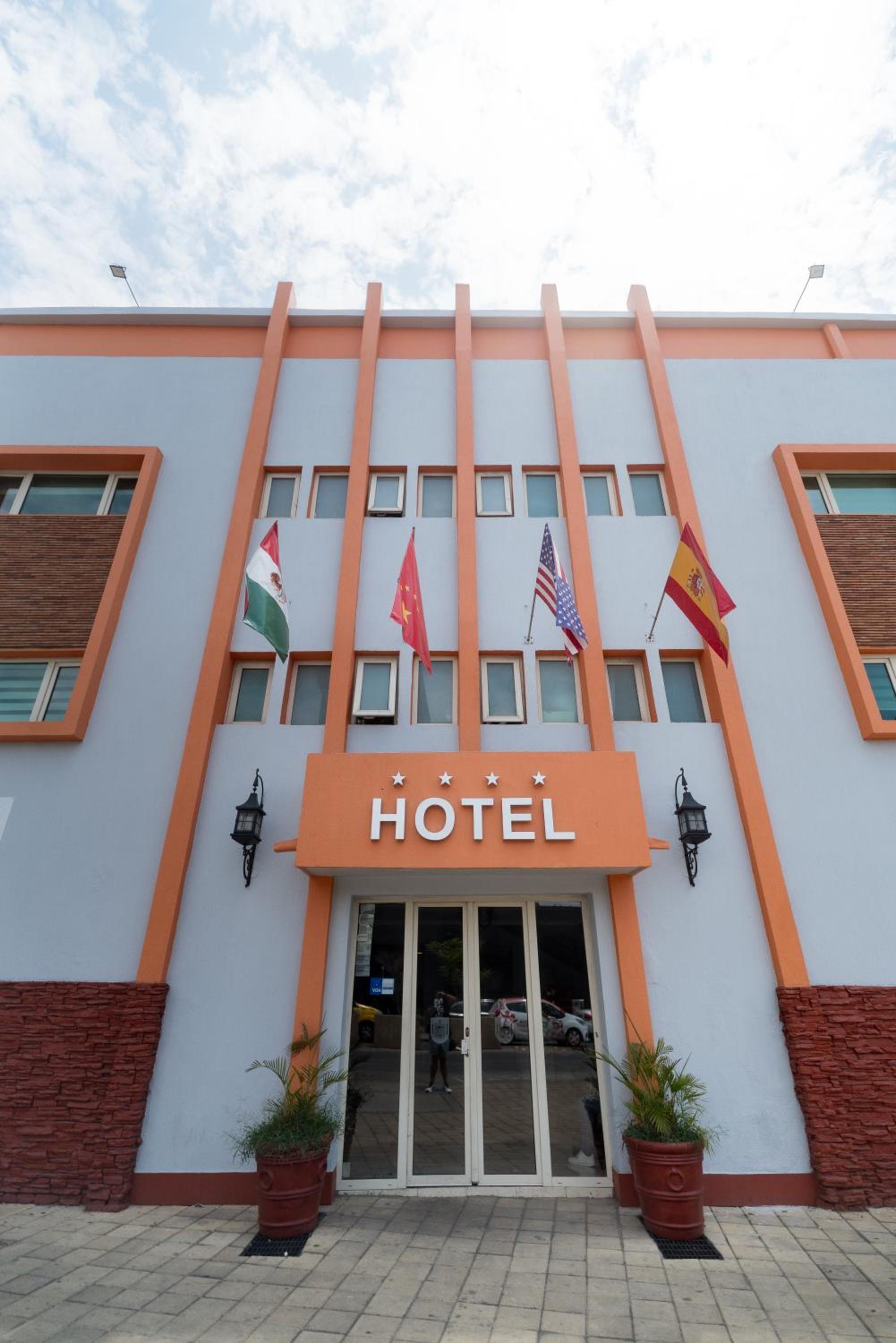 Hotel Alcazar - Guadalajara Centro Historico - Image 1