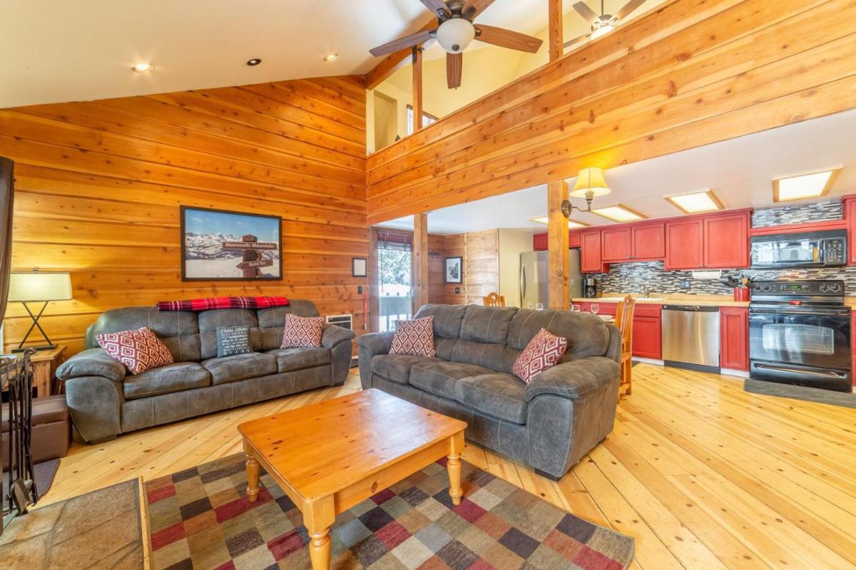 Hotel 292 - Pet-Friendly Mammoth Condo Pool Spa - Image 1