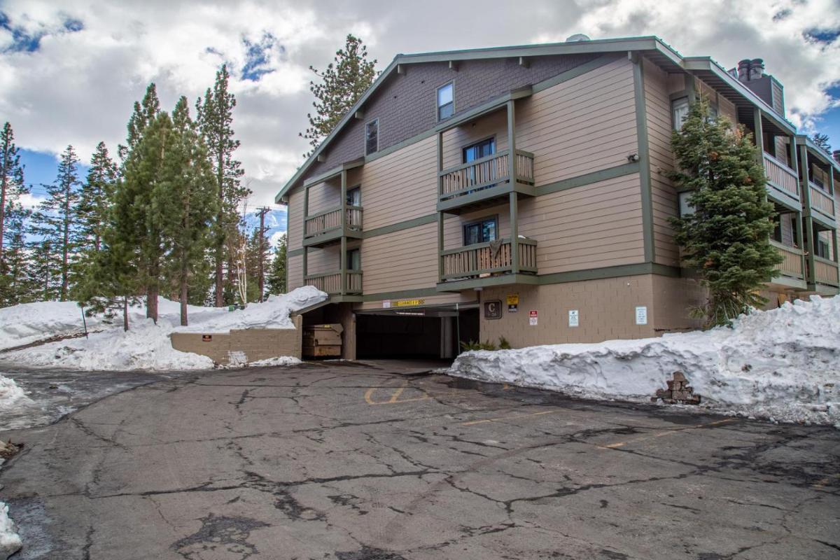 502-Intimate Getaway Close to Canyon Lodge view 2