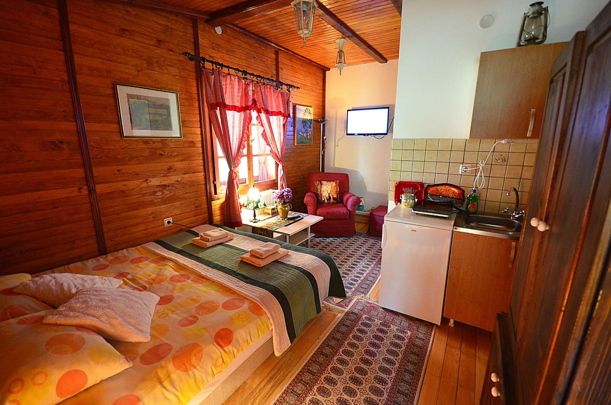 Photo 11