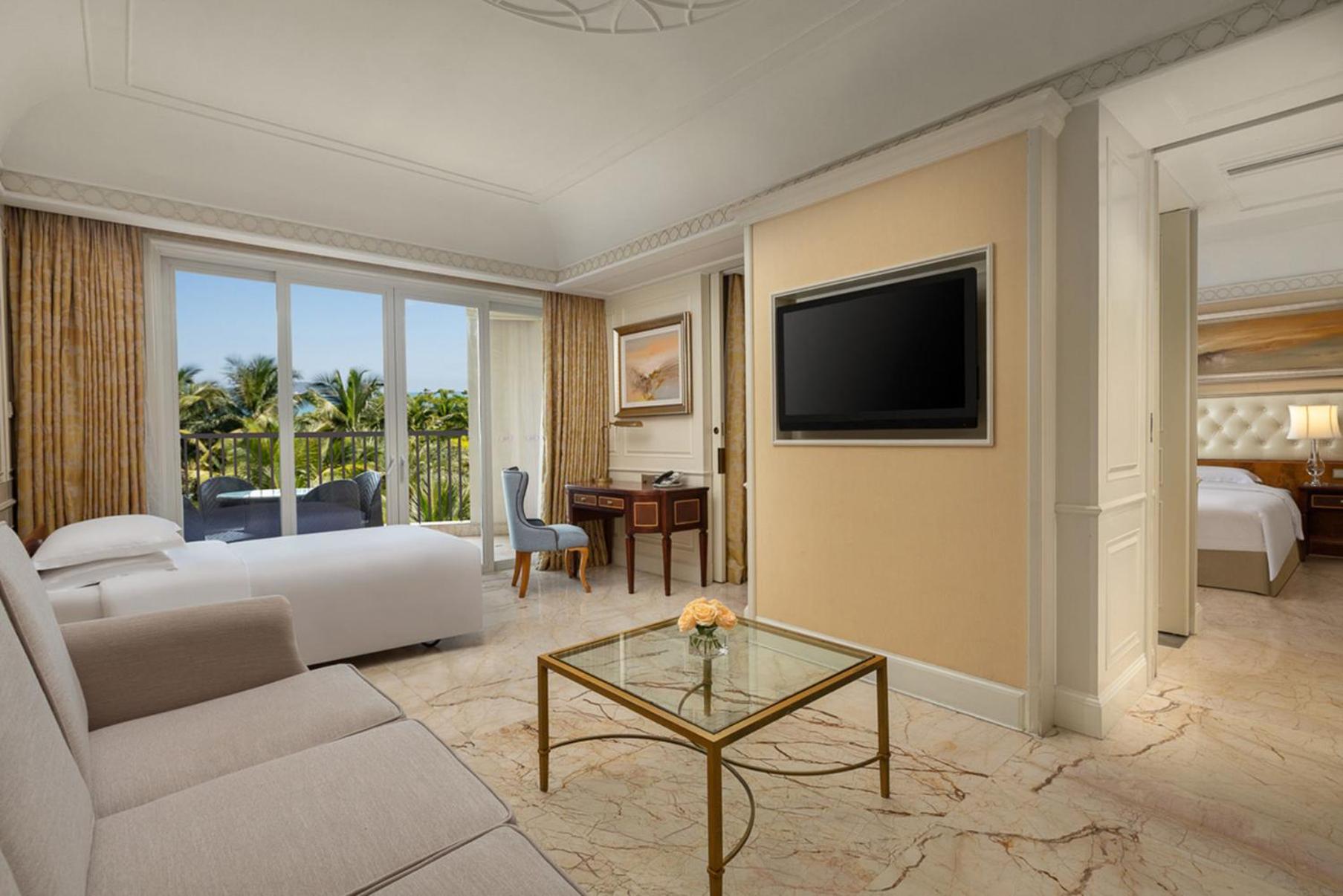 Crowne Plaza Resort Sanya Bay by IHG