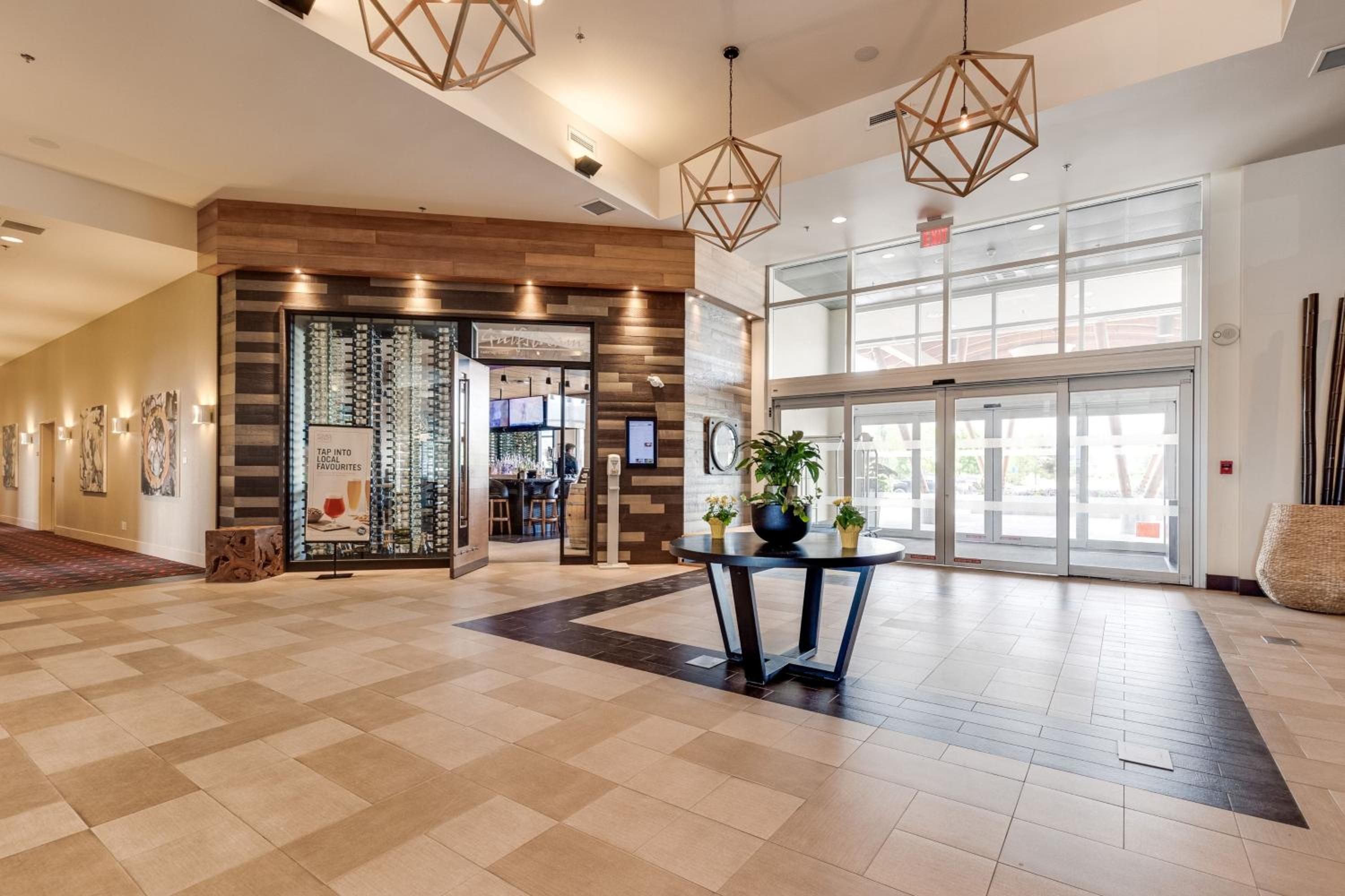 Kelowna Vacations - Four Points by Sheraton Kelowna Airport - Property Image 1