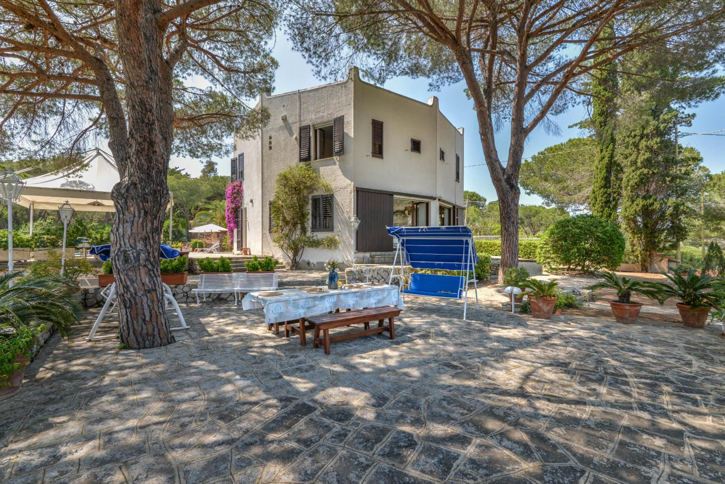 Villa Ottagonale