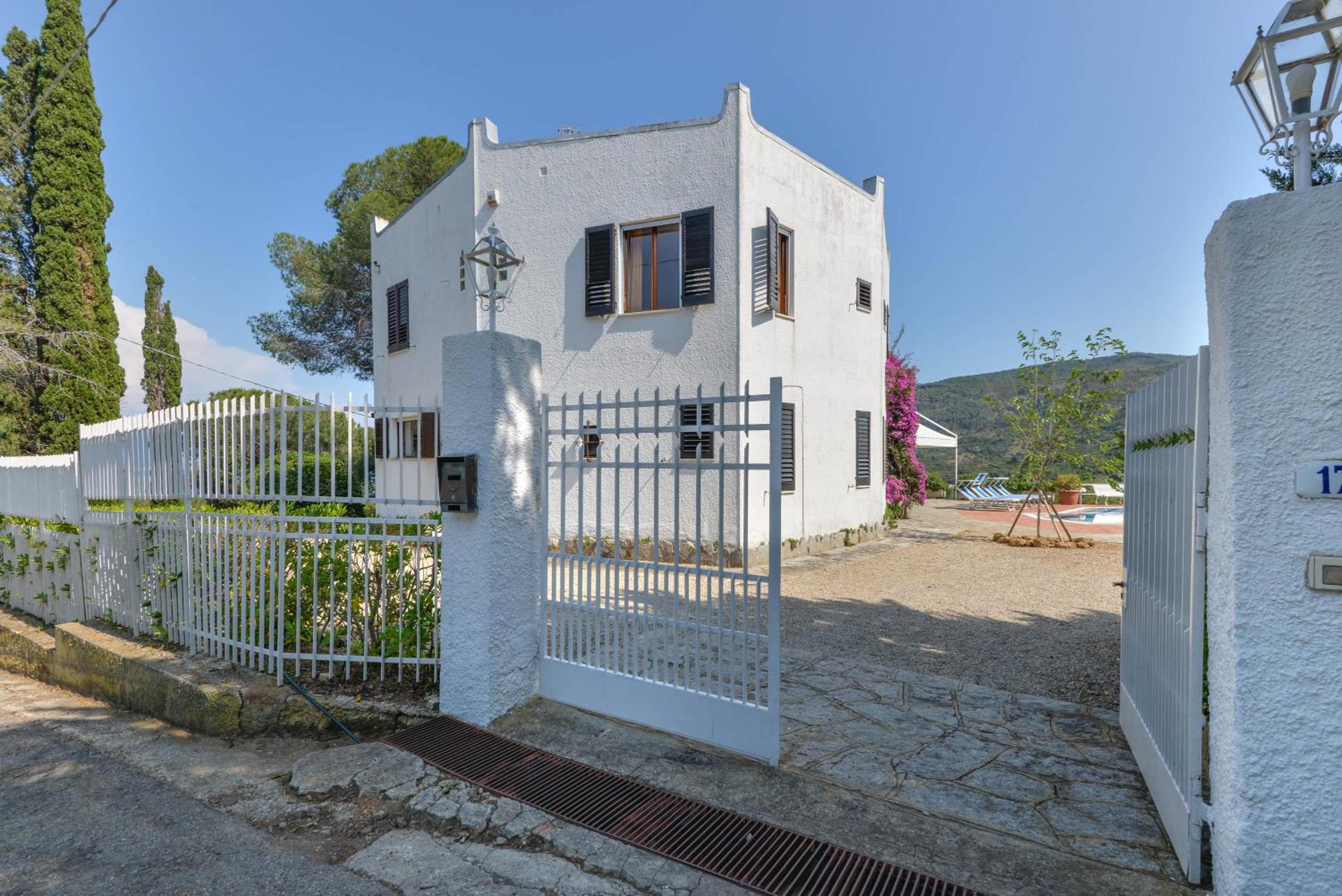 Villa Ottagonale