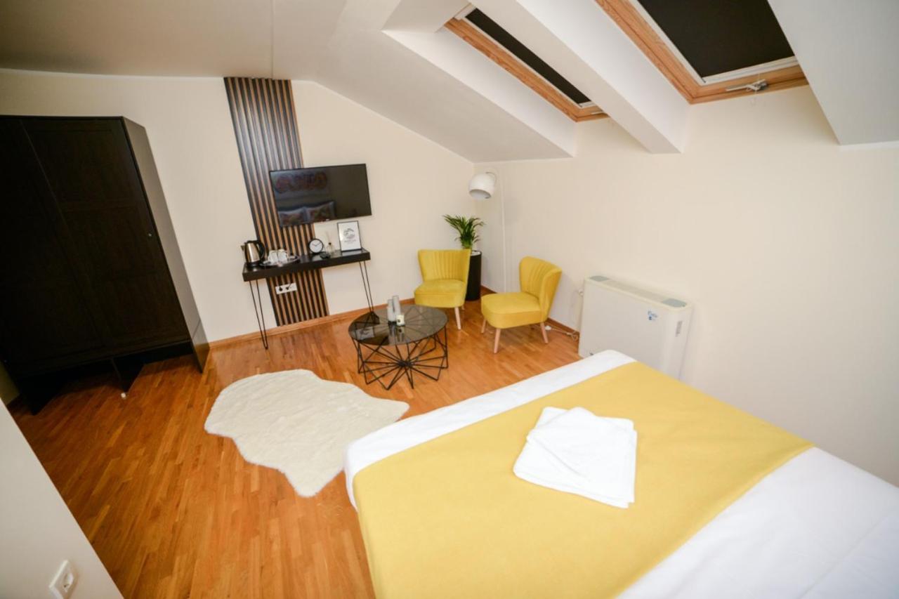Mini Hotel RiverLux Apartments