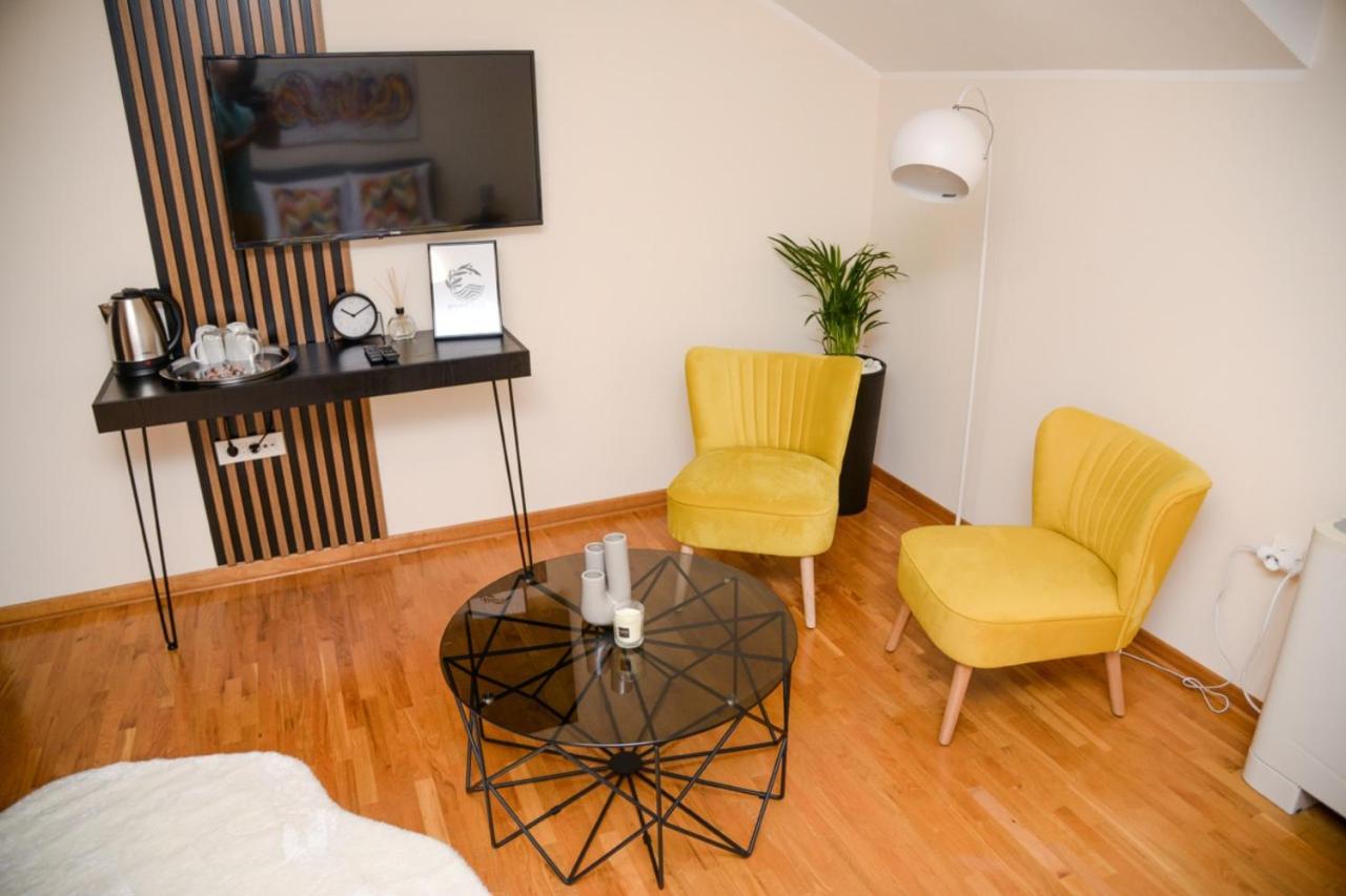 Mini Hotel RiverLux Apartments