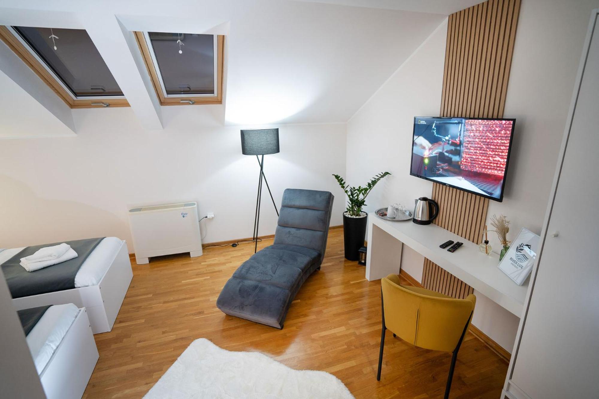 Mini Hotel RiverLux Apartments