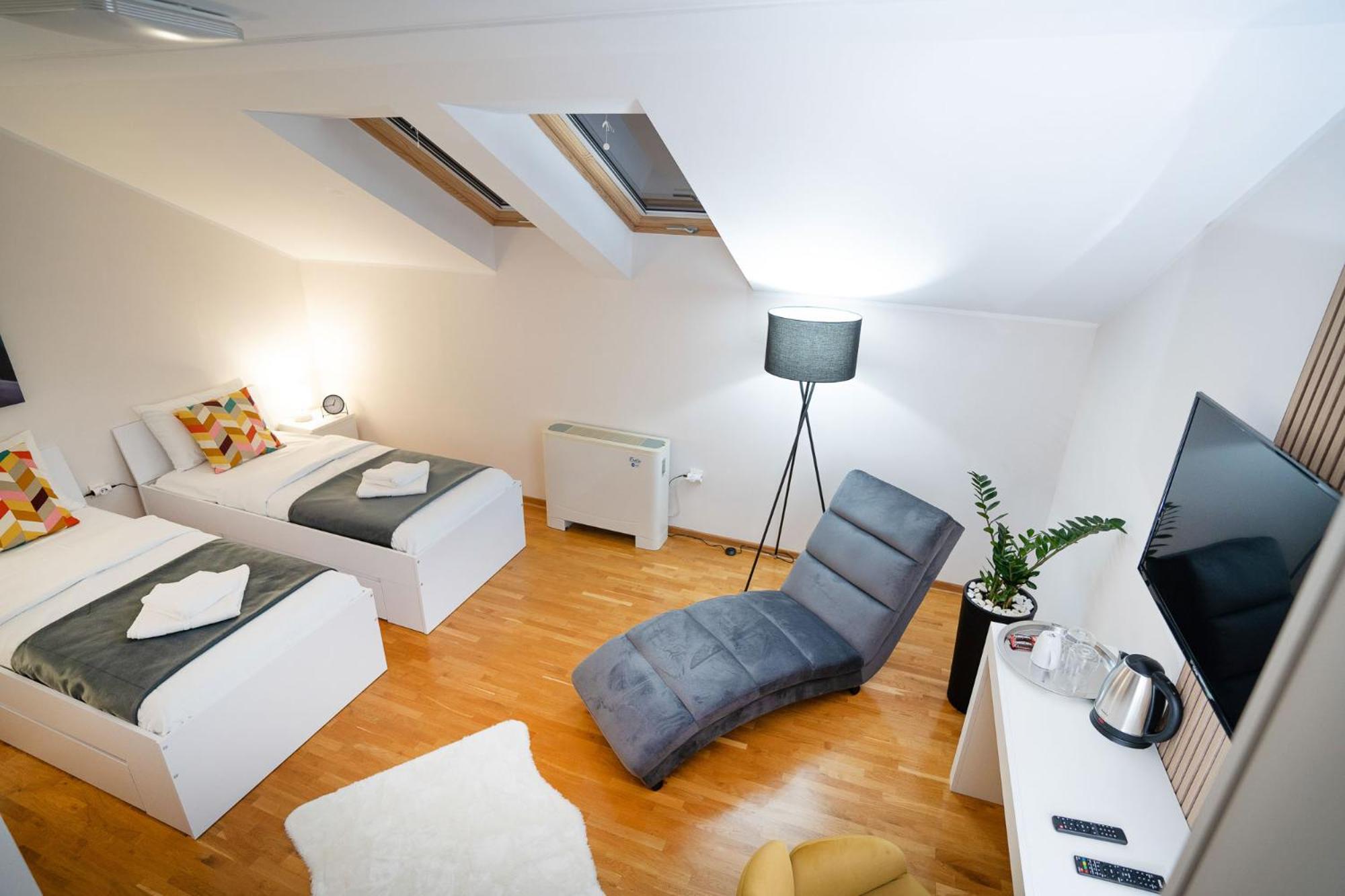 Mini Hotel RiverLux Apartments
