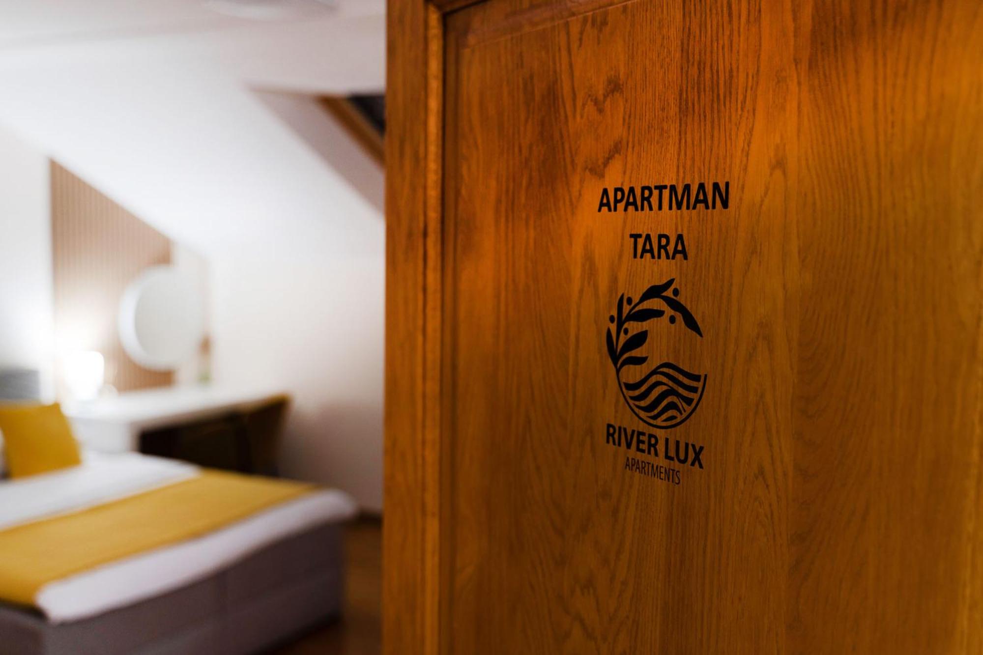 Mini Hotel RiverLux Apartments