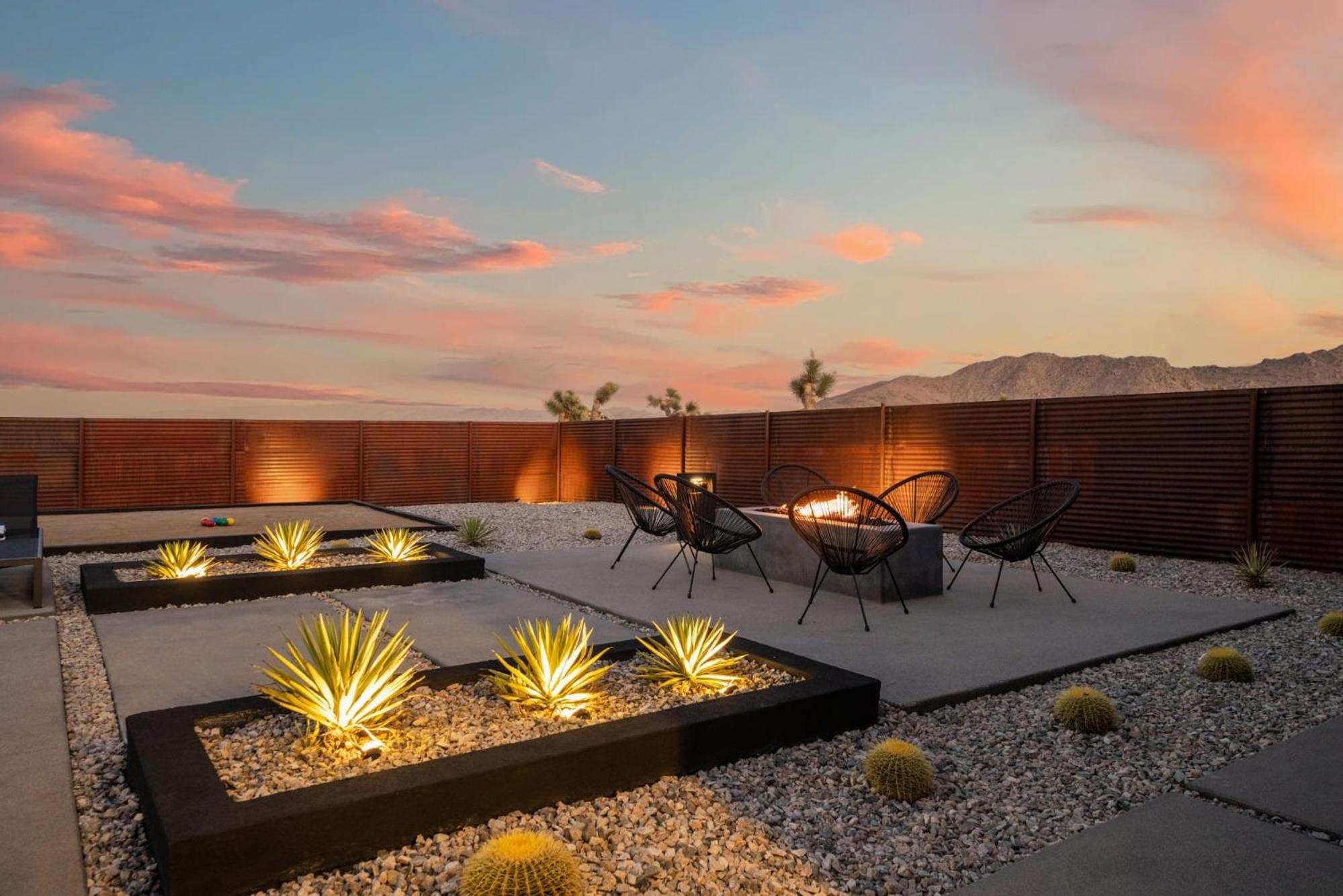 Hotel Black C House - Image 1