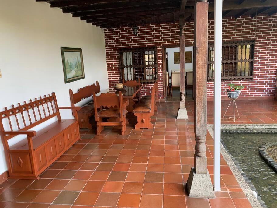 Hermosa y tranquila finca con piscina