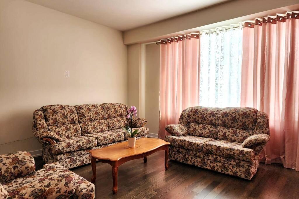 Entire home near Hamilton