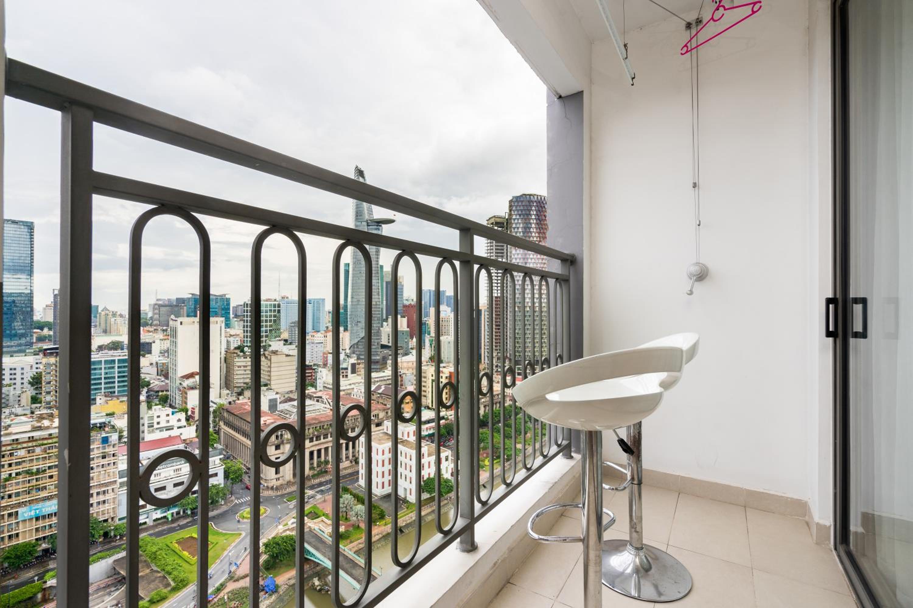 Saigon Royal Apartment 2 bedroom in center