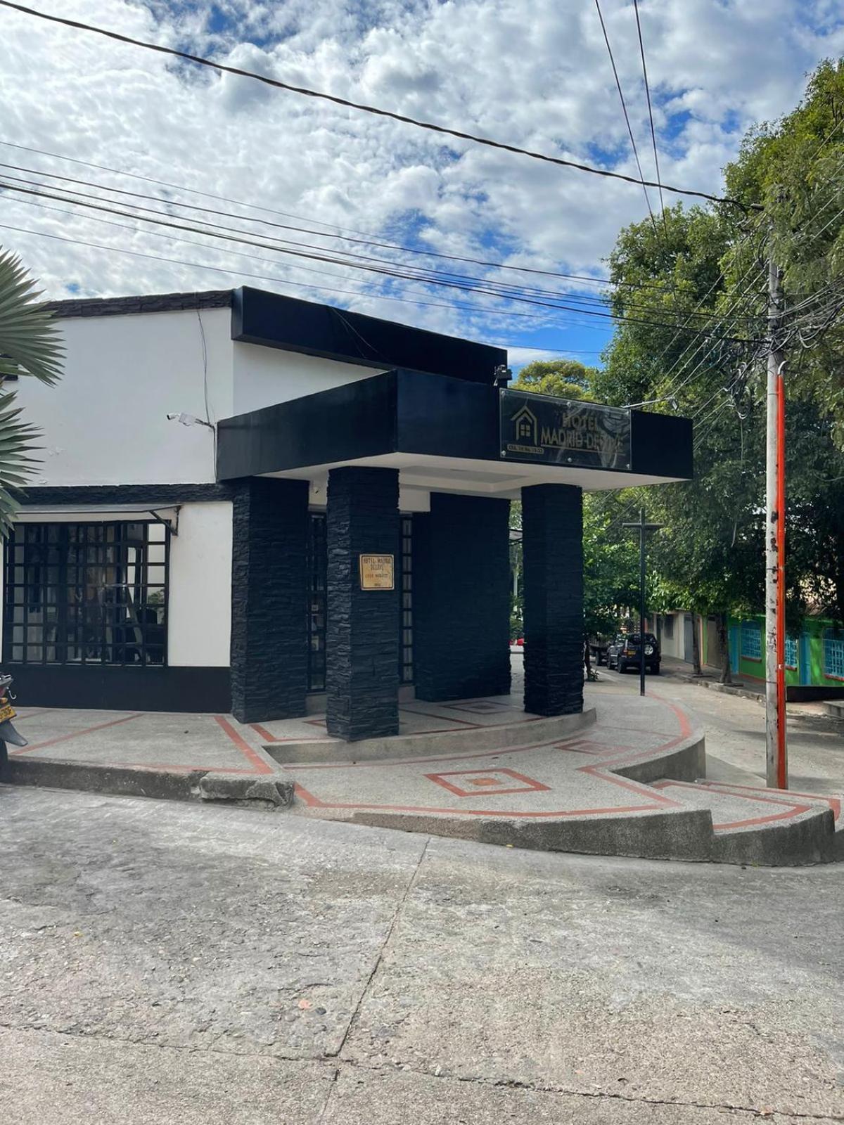 Hotel Madrid Deluxe Neiva - Image 1