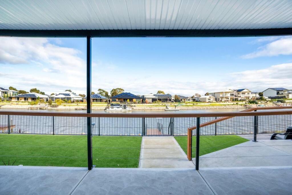 TheRiverbend43 Wellington Marina