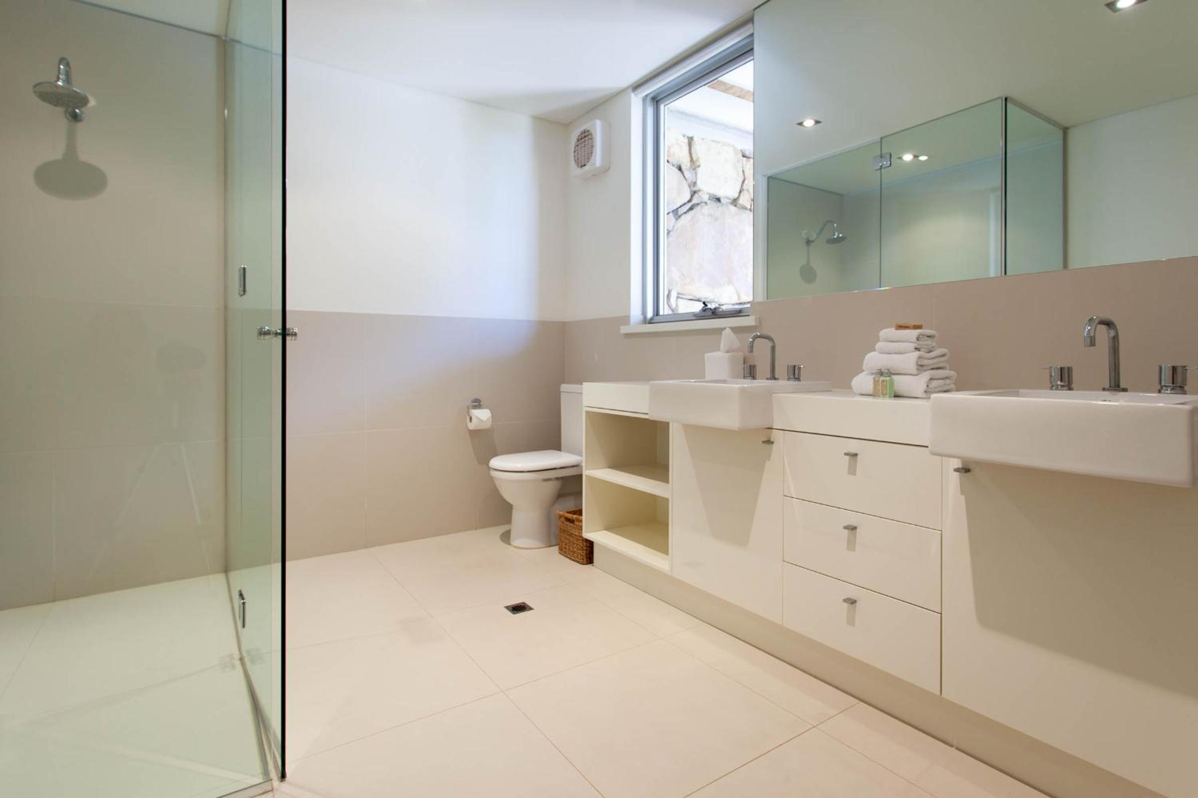 Bilyarra I Private Properties