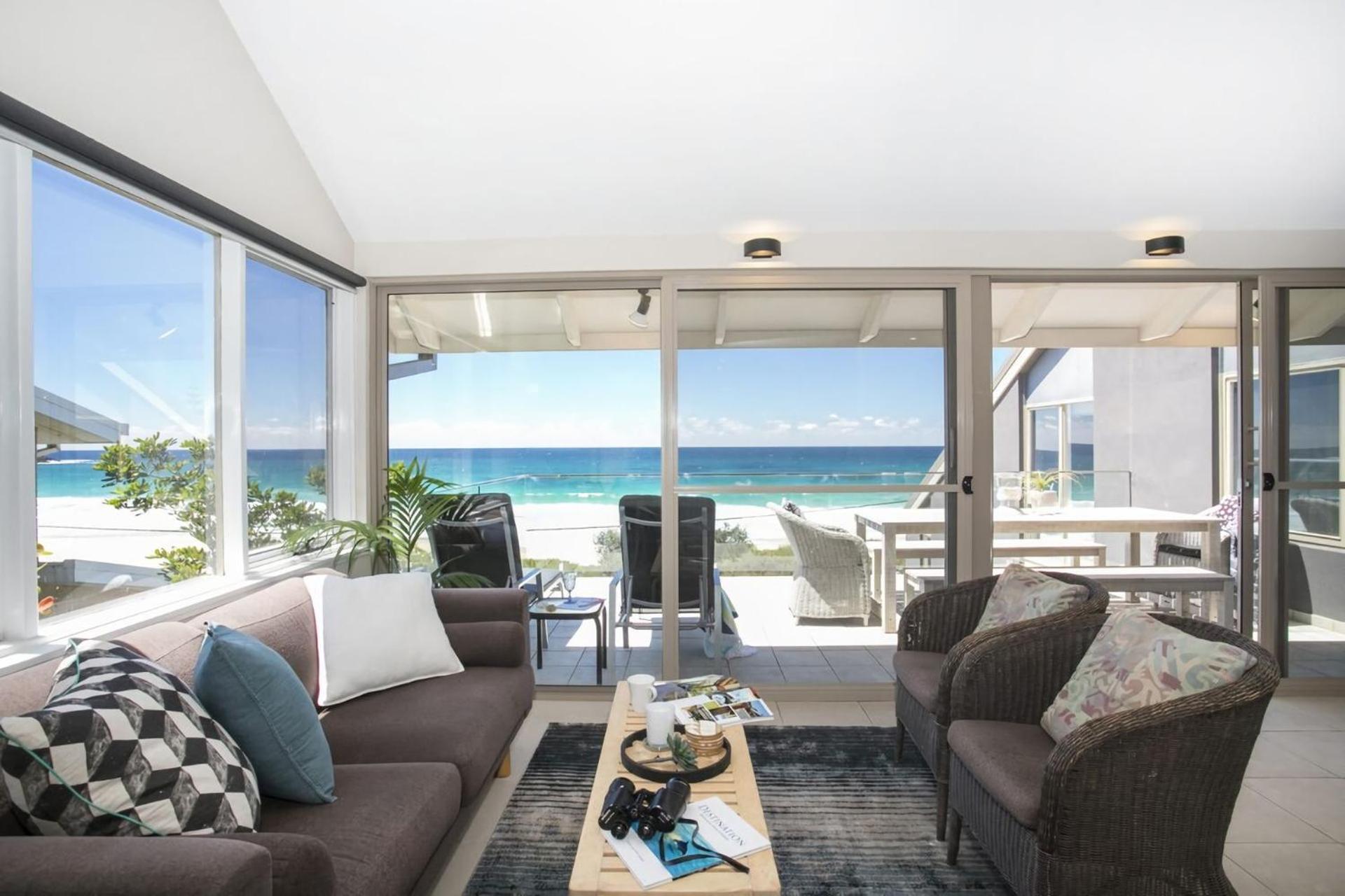 Surfers Reef Escape Mollymook