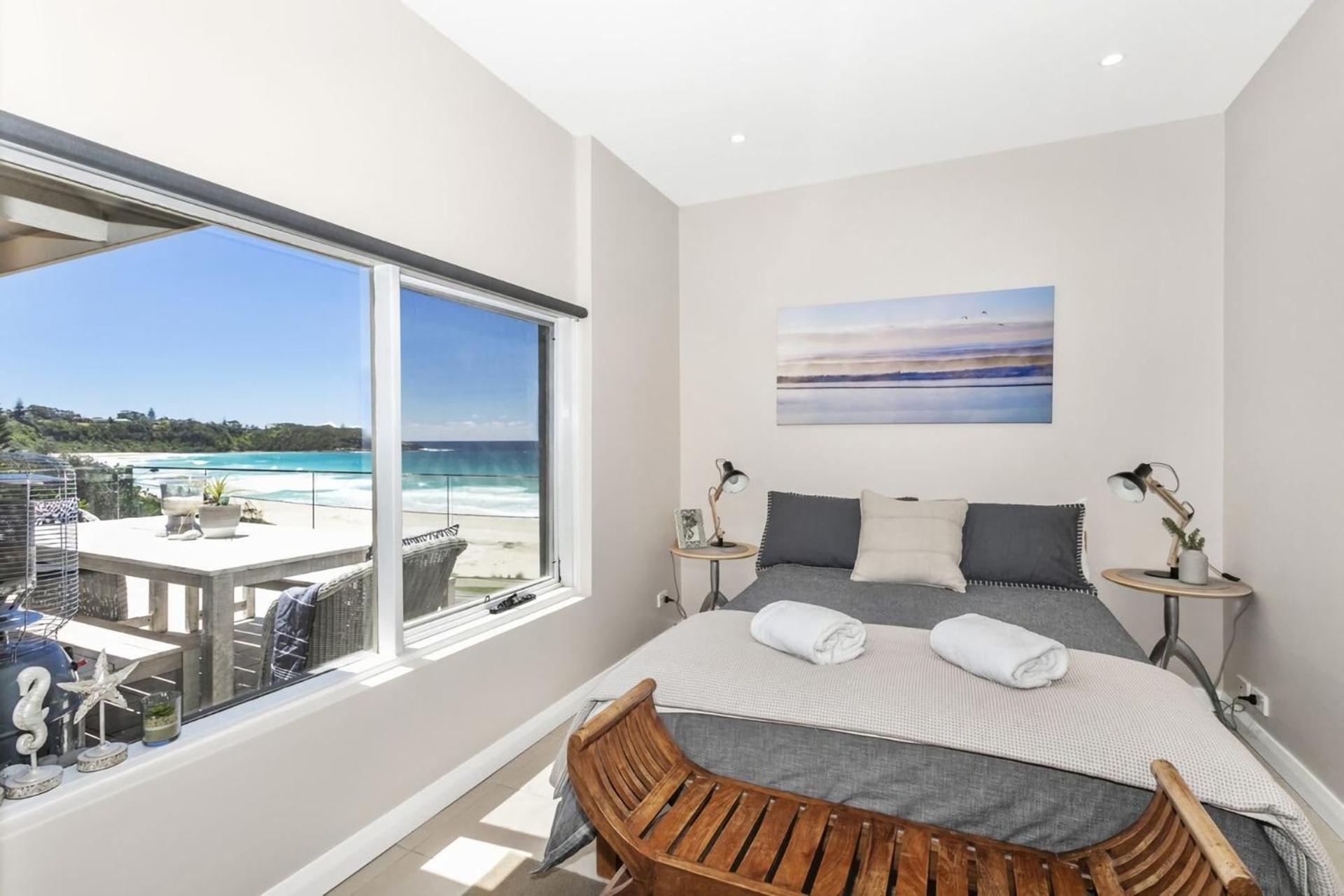 Surfers Reef Escape Mollymook