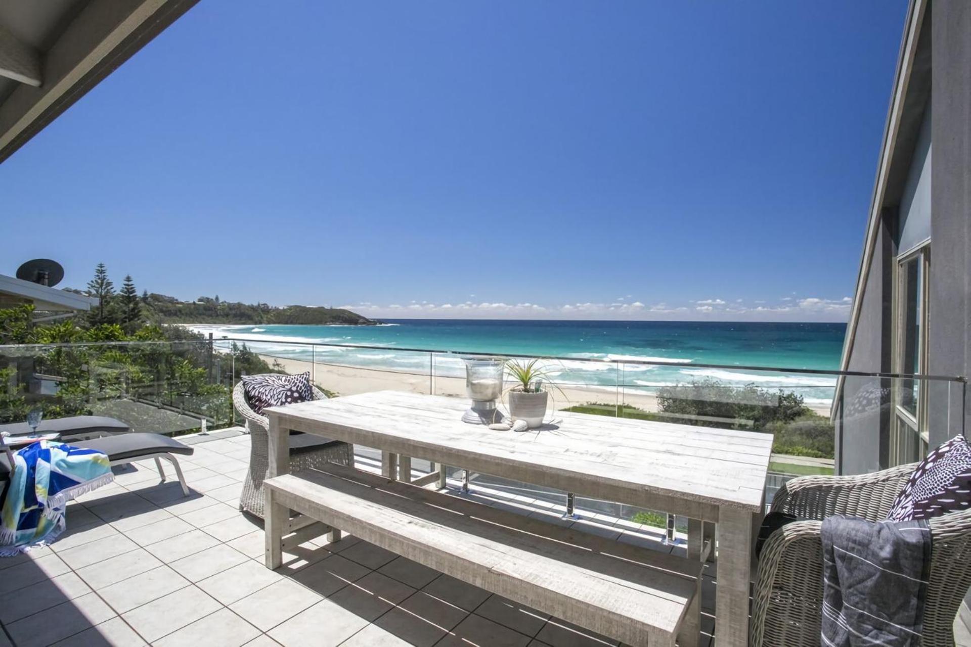 Surfers Reef Escape Mollymook