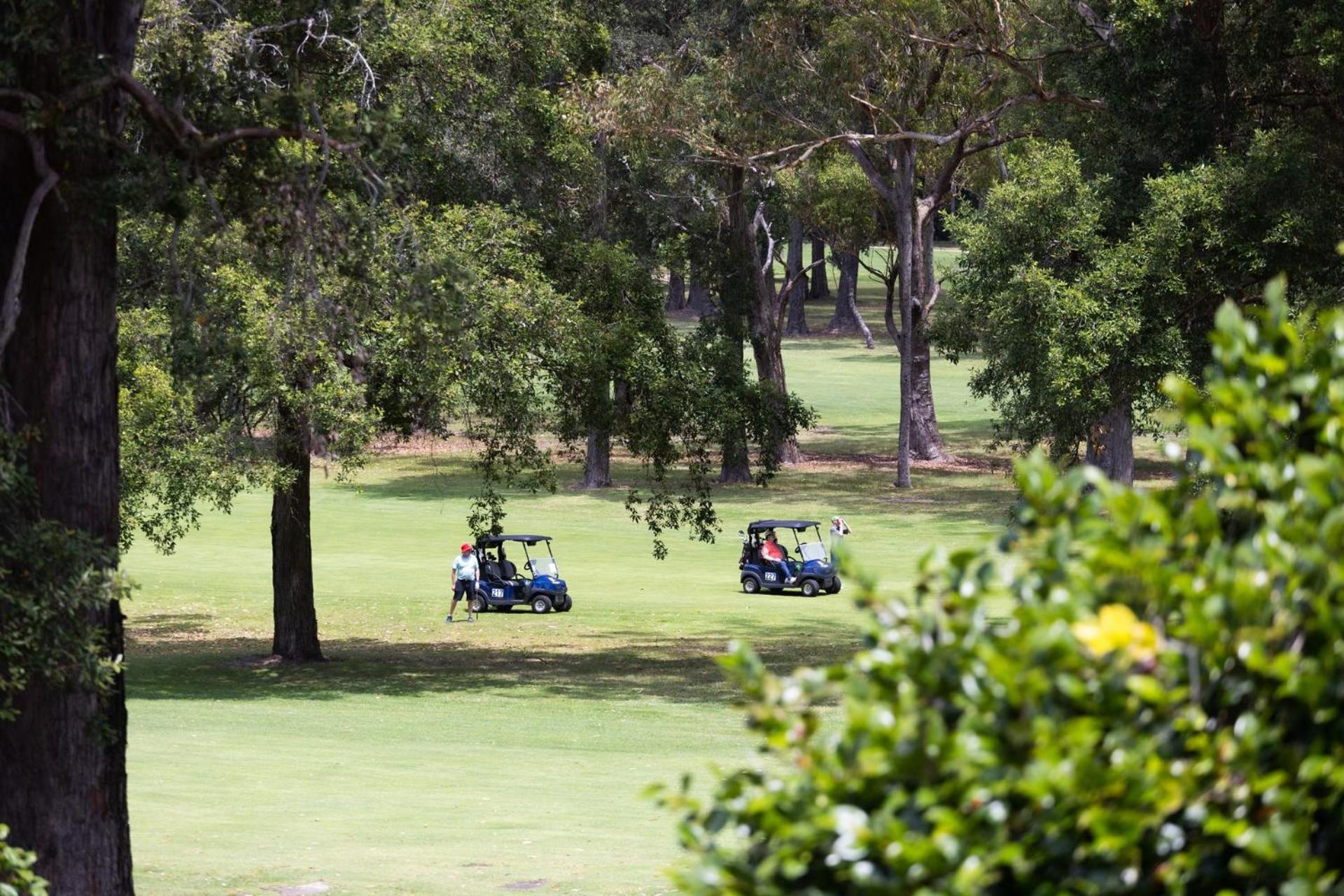 Ocean and Golf, 30 percent Discount when you book between now and 1st December