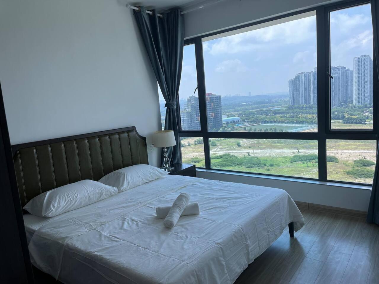 Forest city Ataraxia park homestay